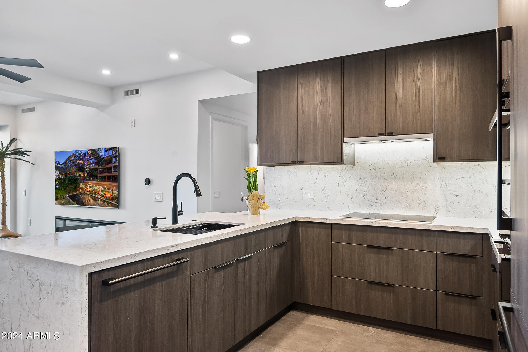 7167 E RANCHO VISTA Drive # 4010