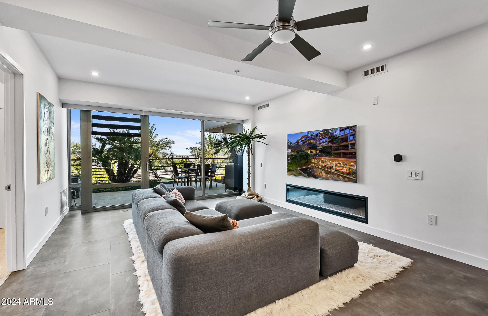 7167 E RANCHO VISTA Drive # 4010