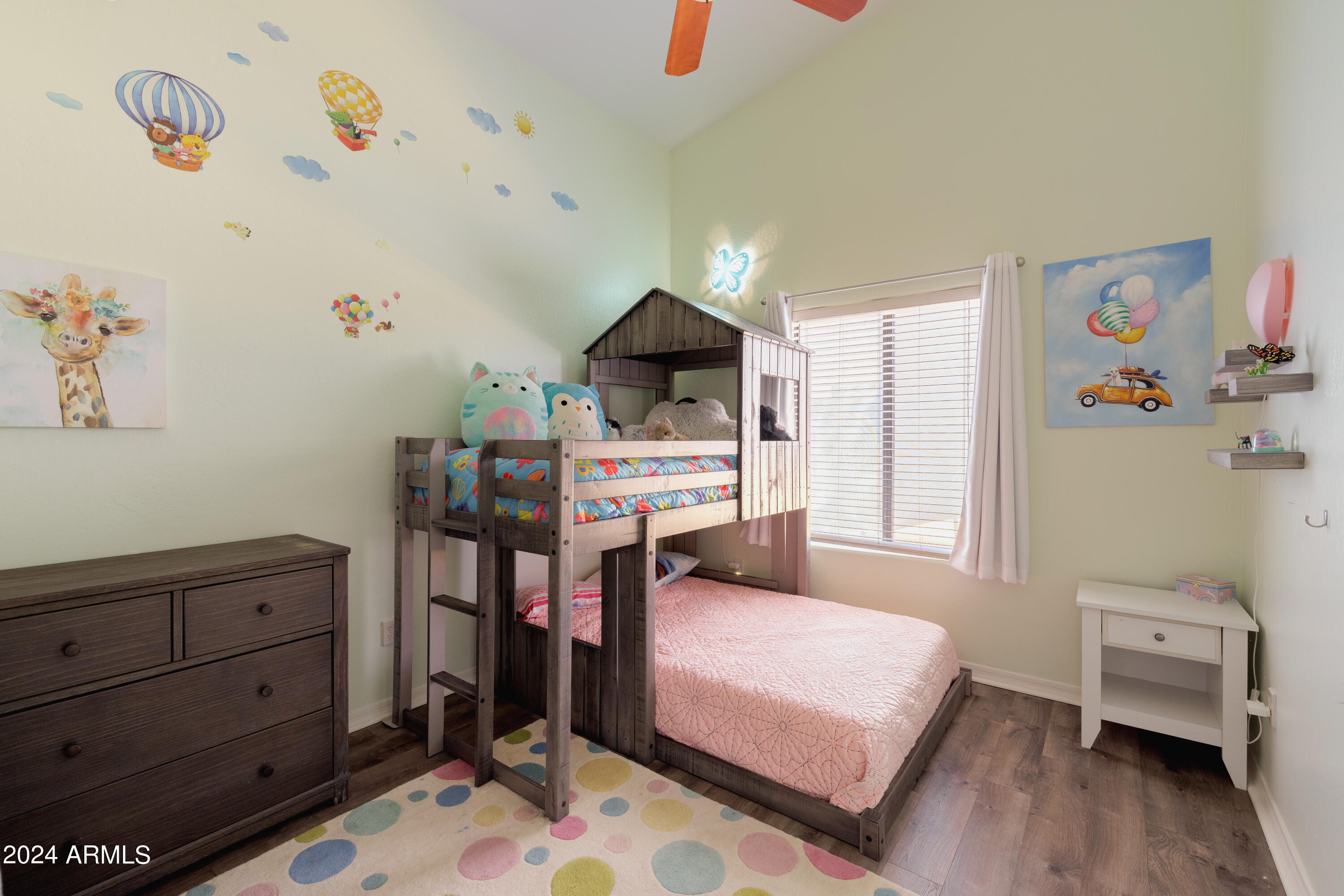 1233 E SEA GULL Drive