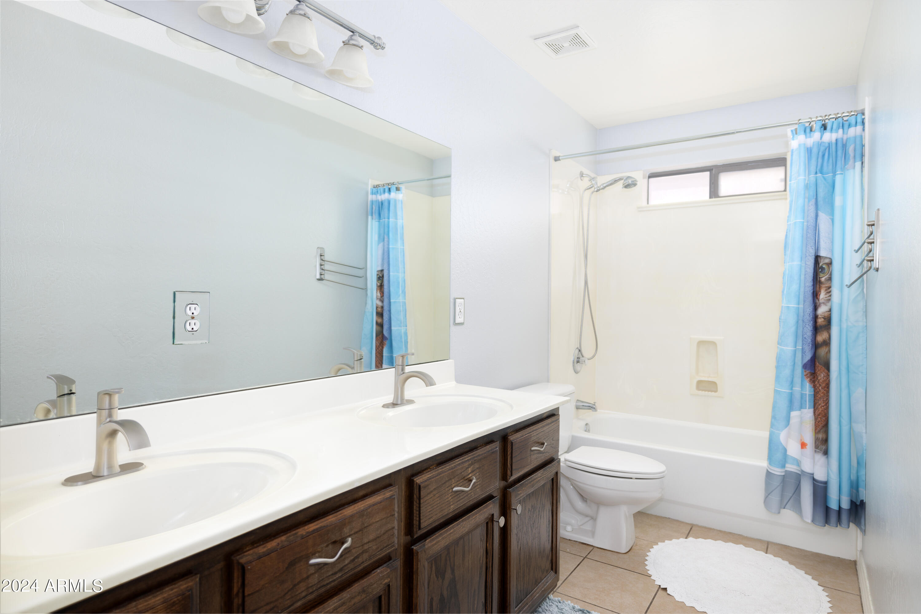 1233 E SEA GULL Drive