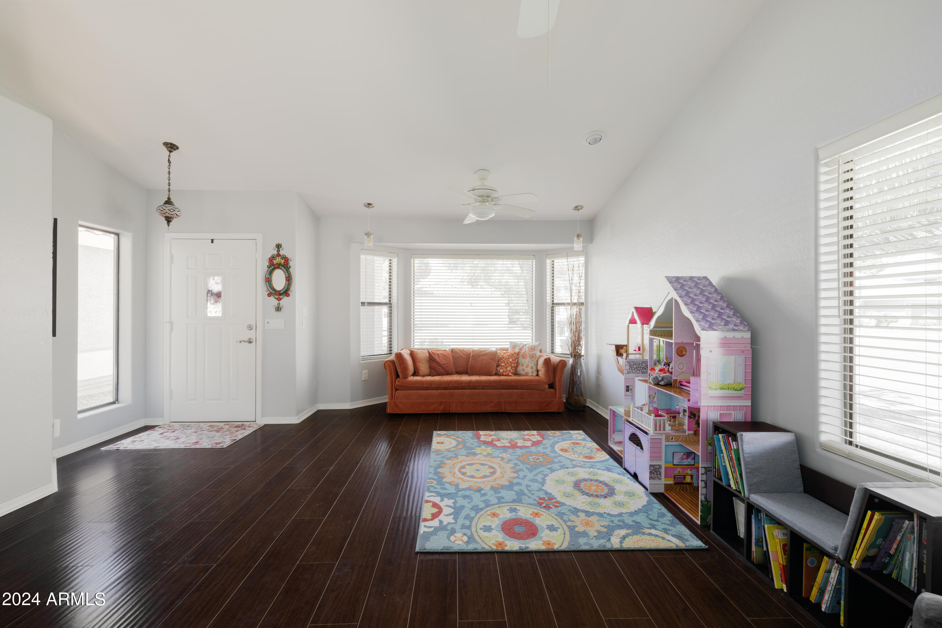 1233 E SEA GULL Drive