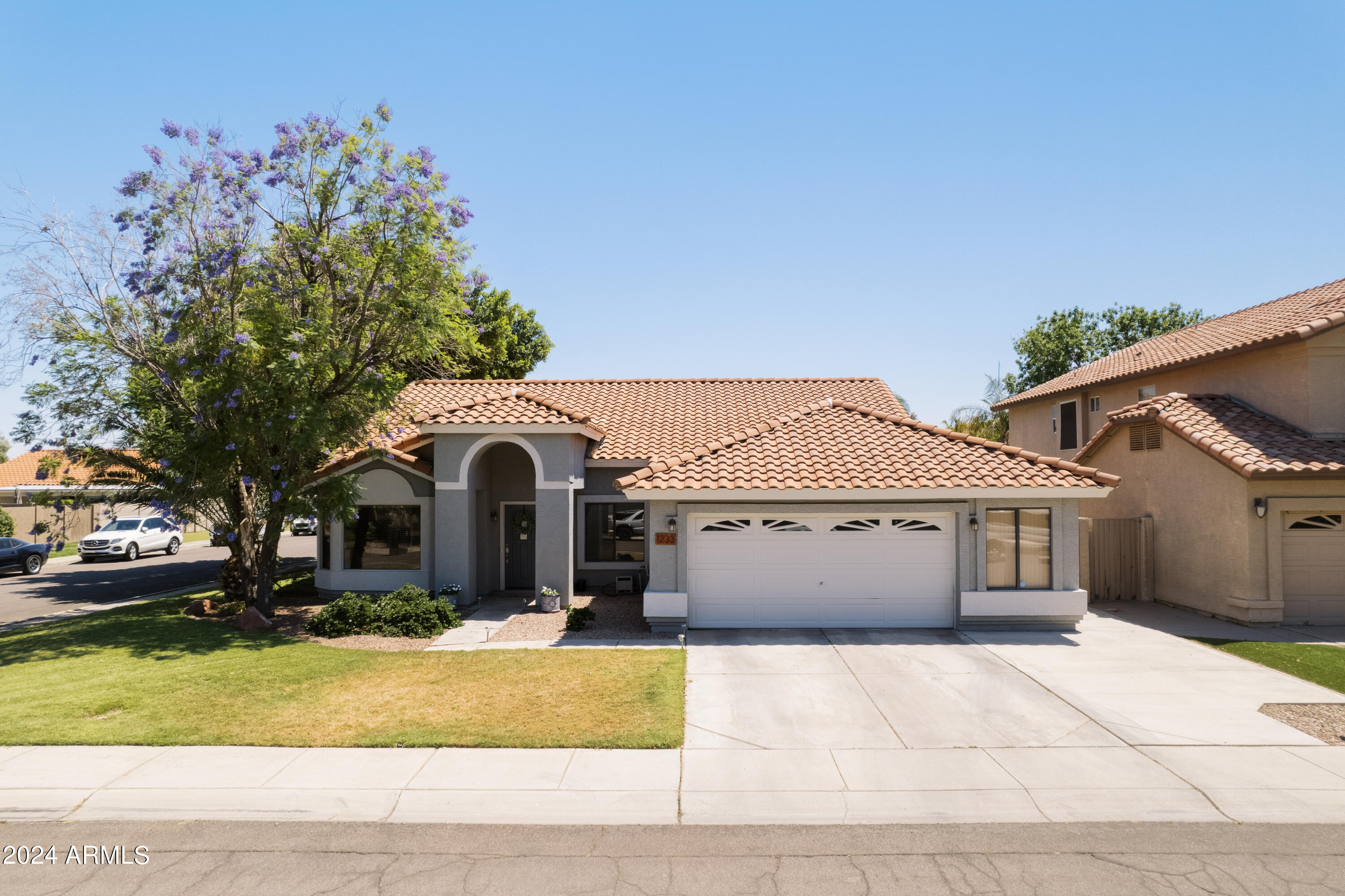 1233 E SEA GULL Drive