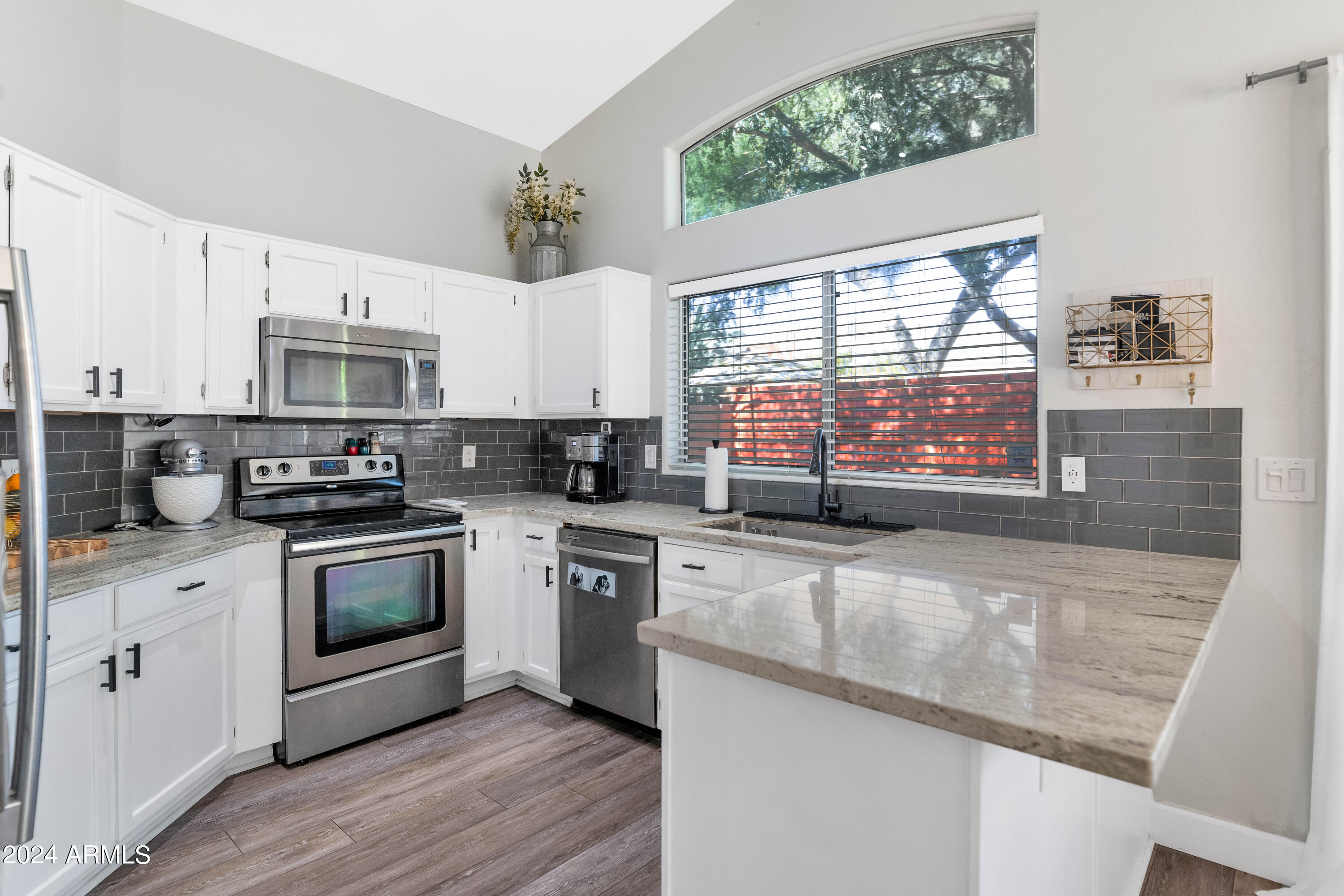 17242 N 40TH Place
