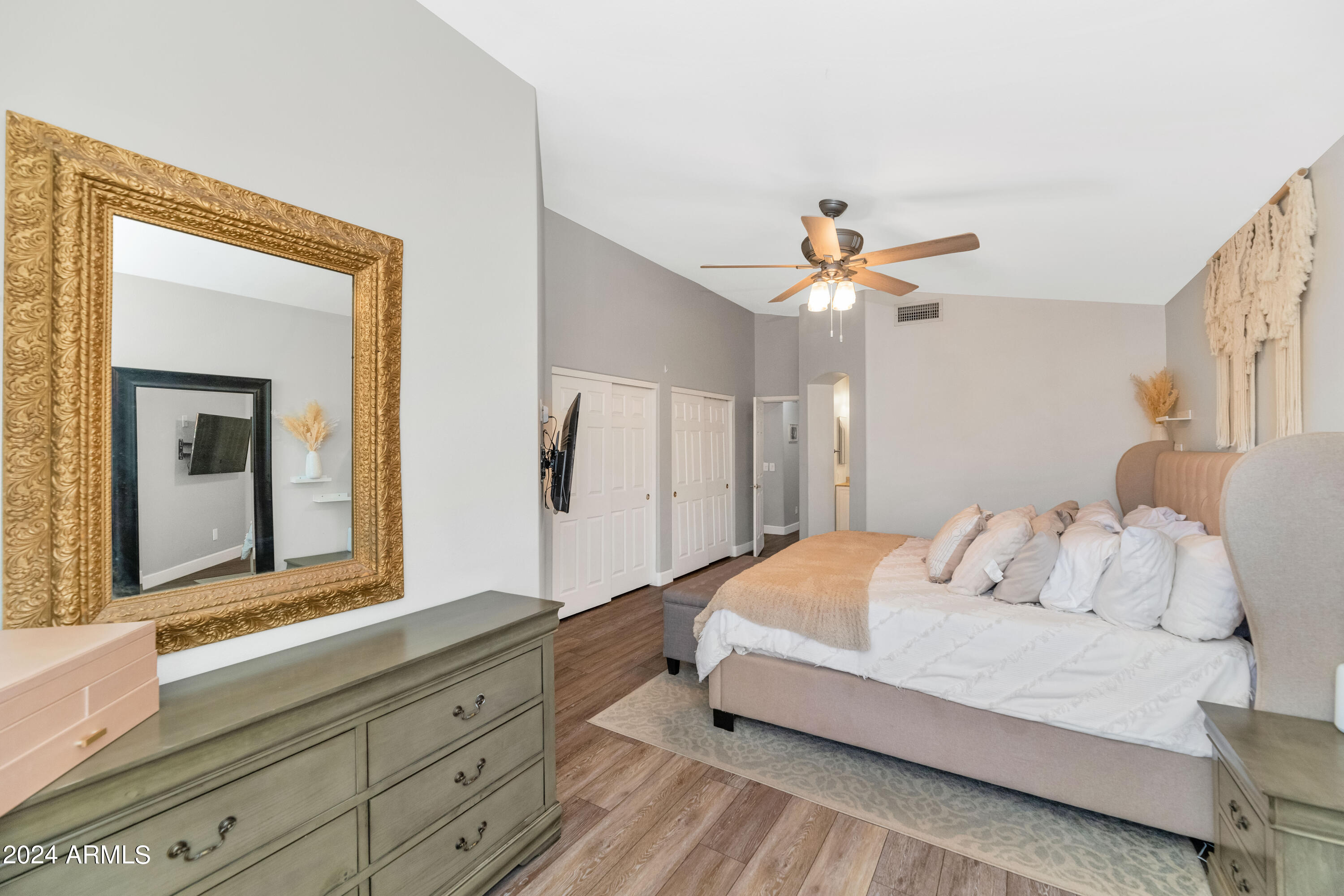 17242 N 40TH Place