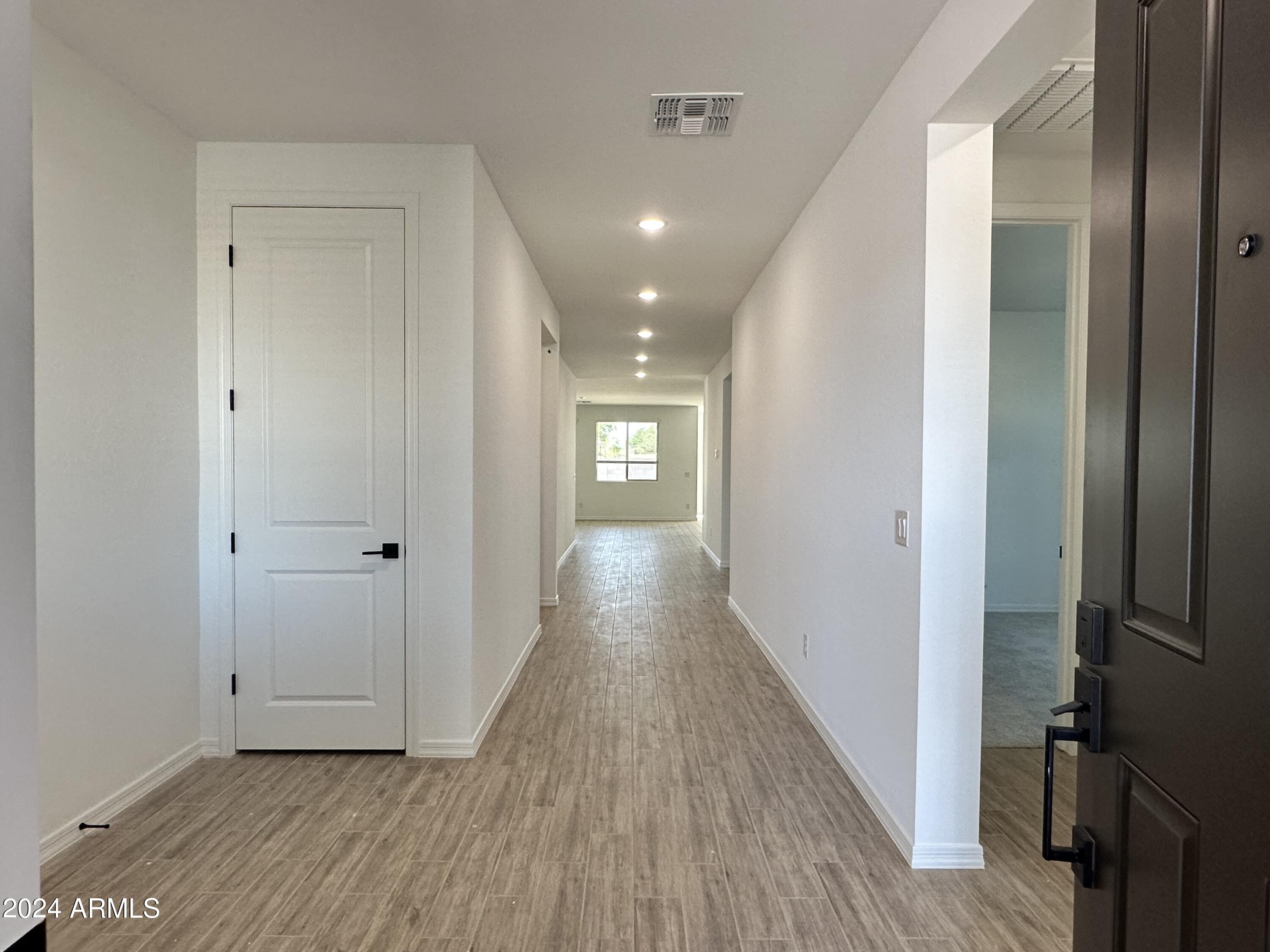 5536 W THURMAN Drive