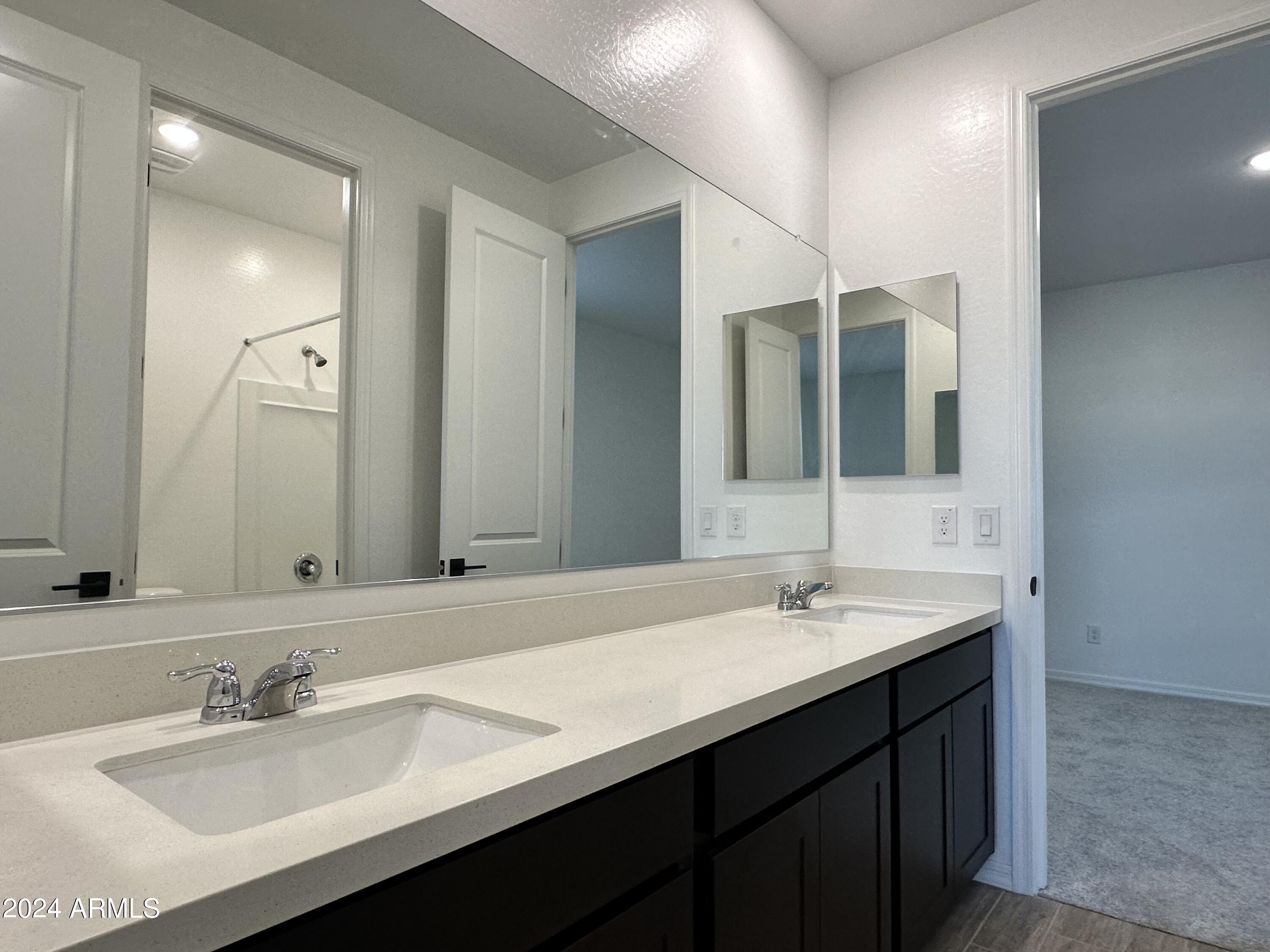 5536 W THURMAN Drive