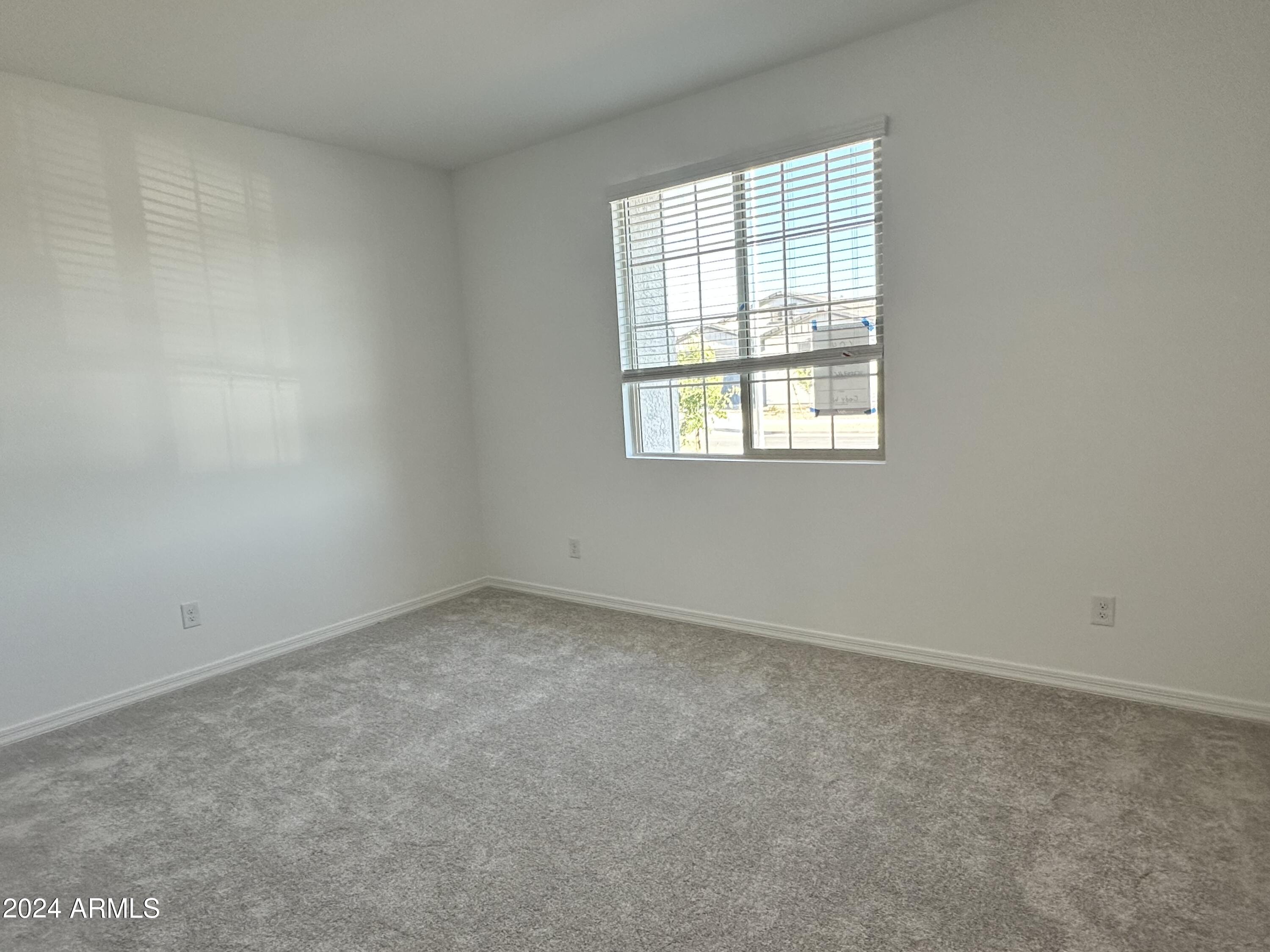 5536 W THURMAN Drive