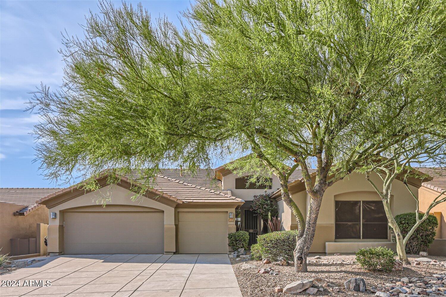 10460 E ACACIA Drive