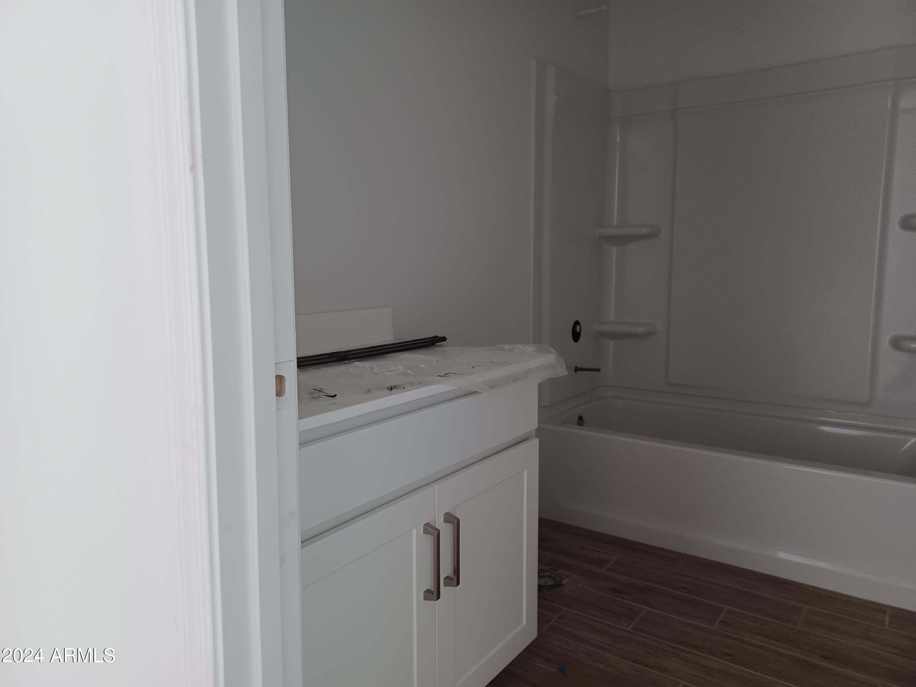 24092 W HIDALGO Avenue