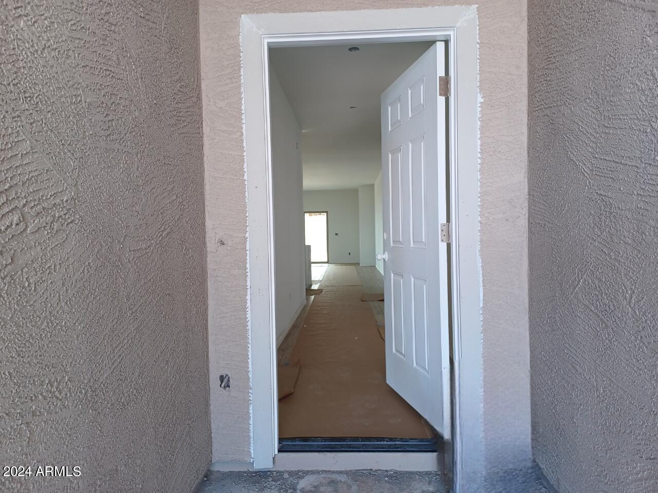 24092 W HIDALGO Avenue