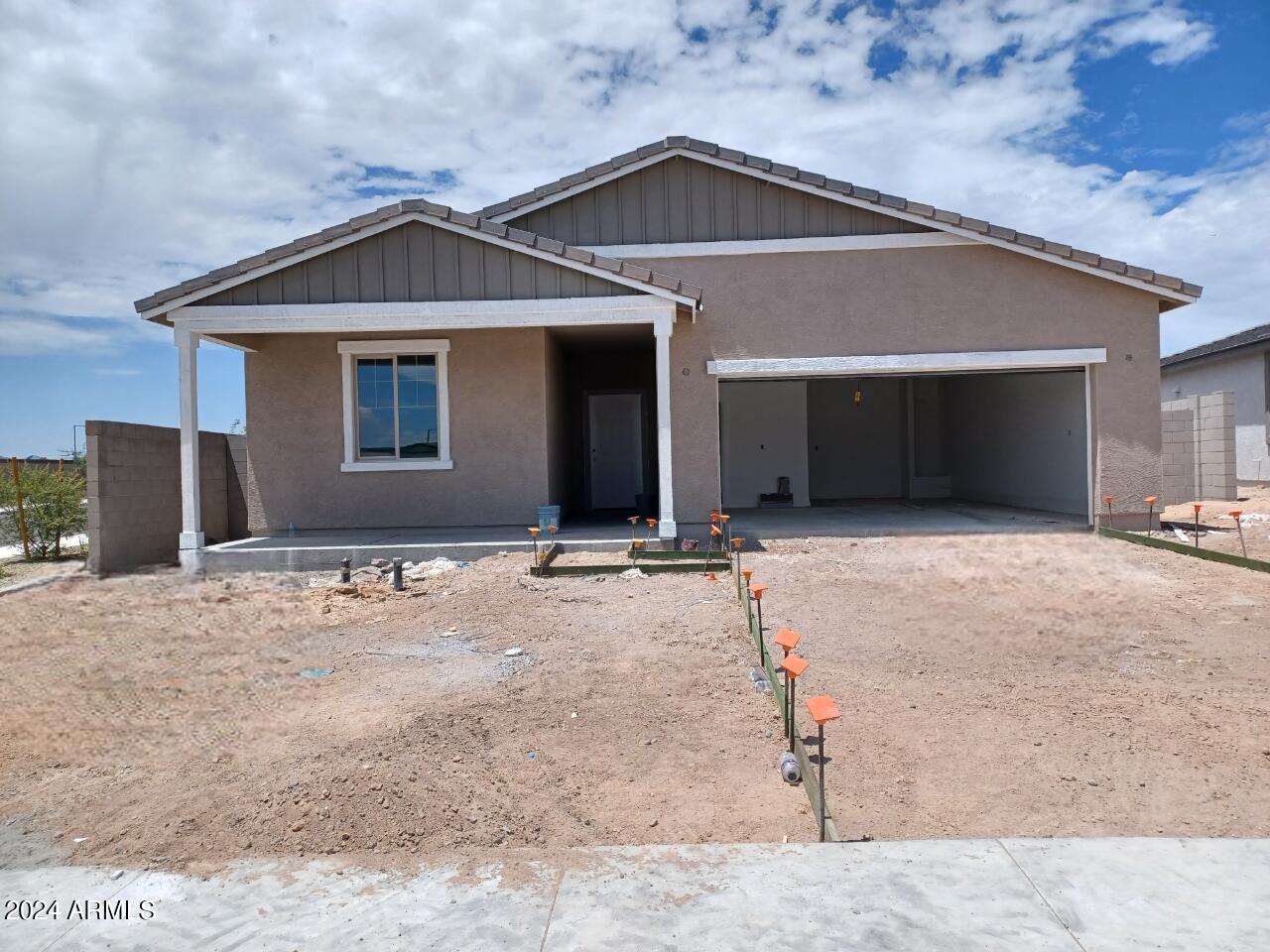 24092 W HIDALGO Avenue