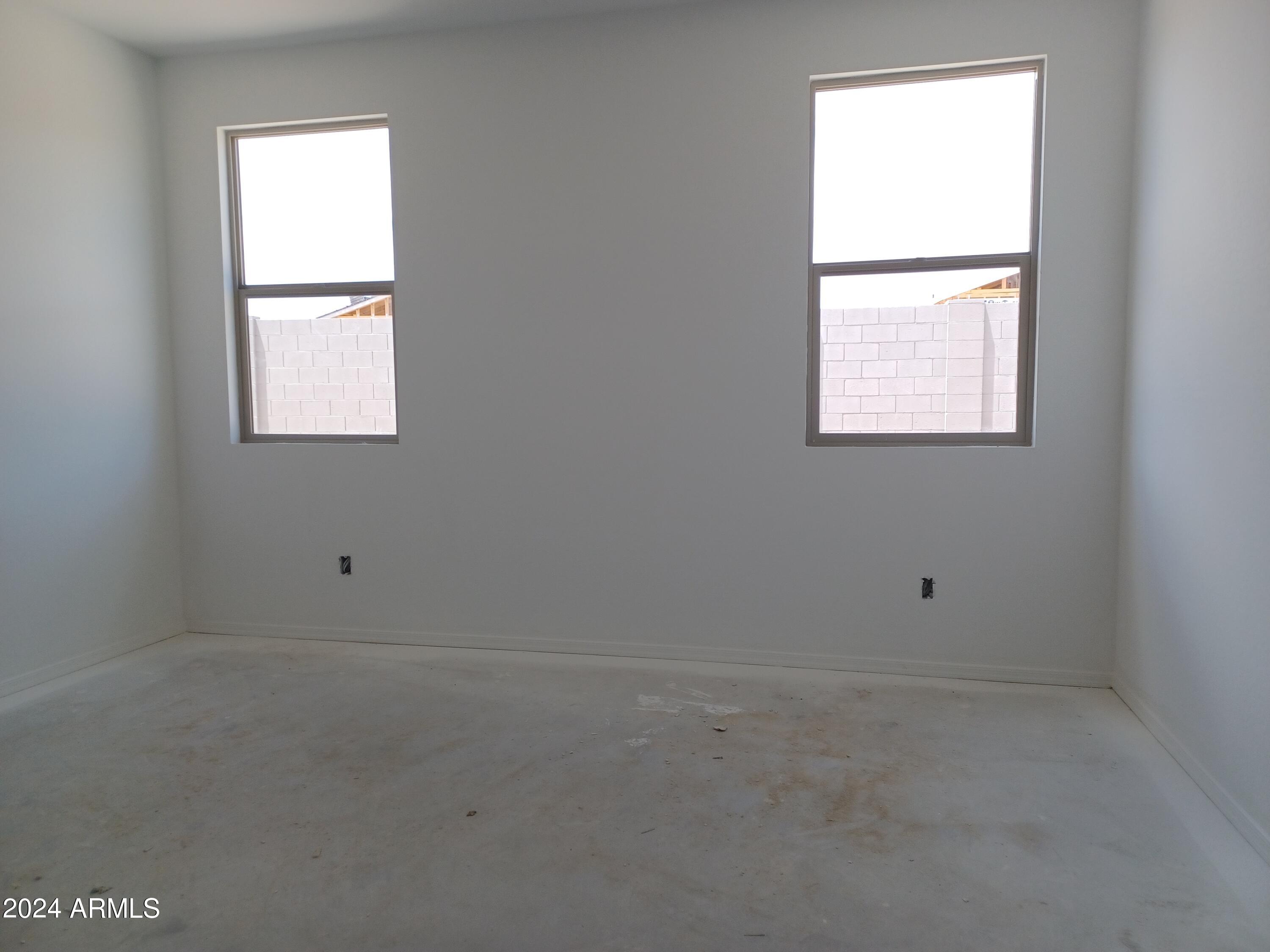 24092 W HIDALGO Avenue