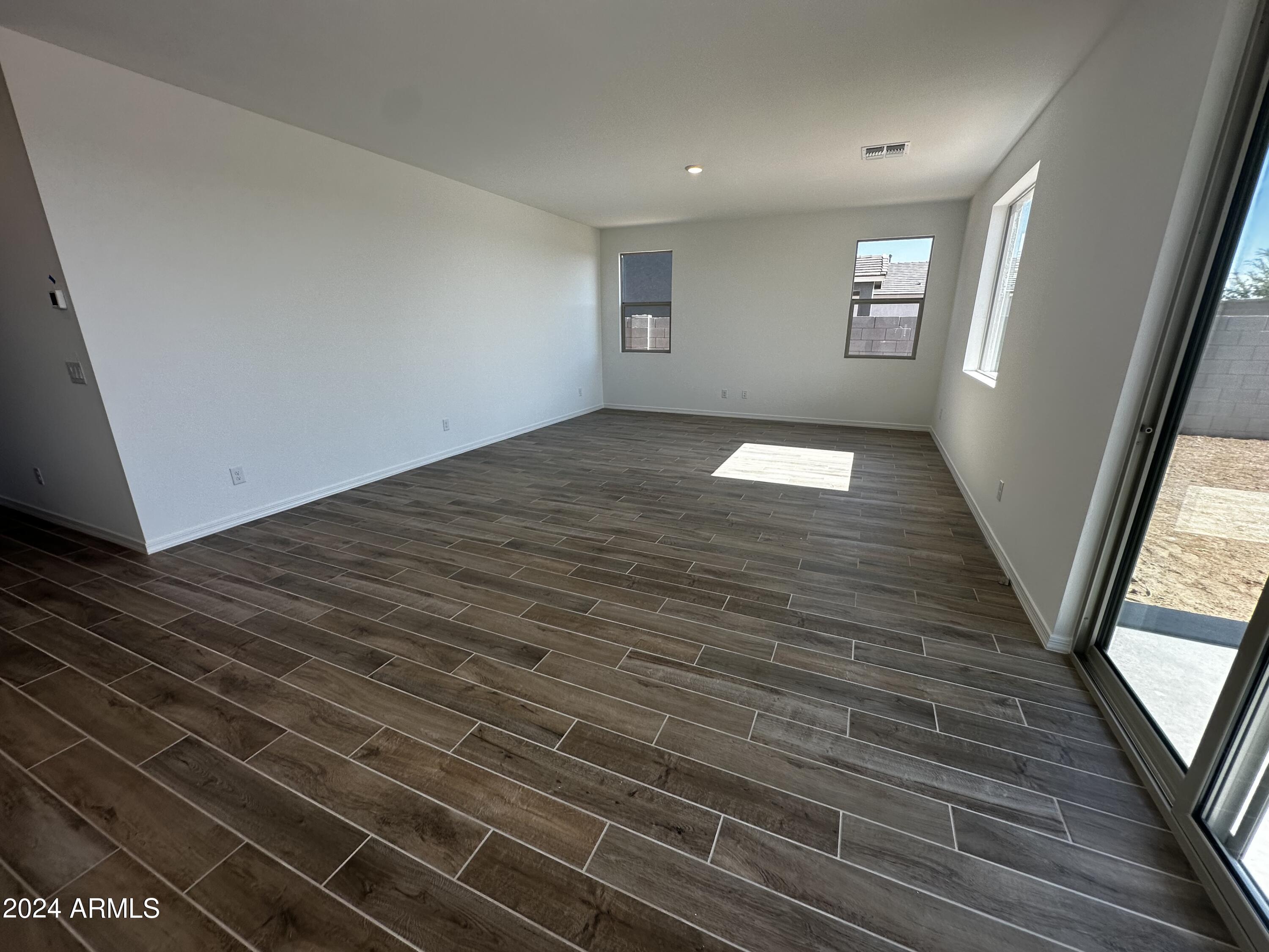 6256 S EMERY --