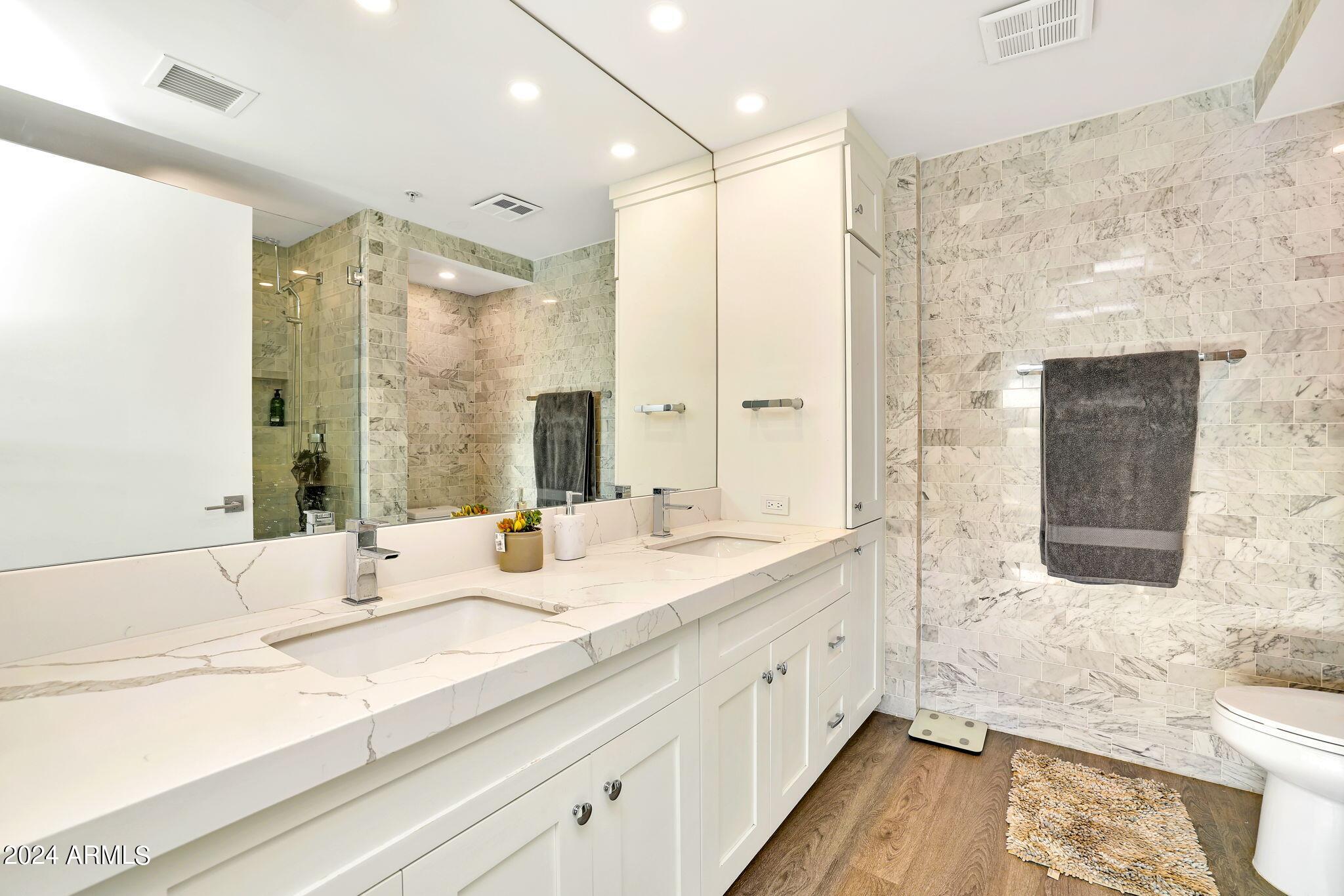 7137 E RANCHO VISTA Drive # 7008