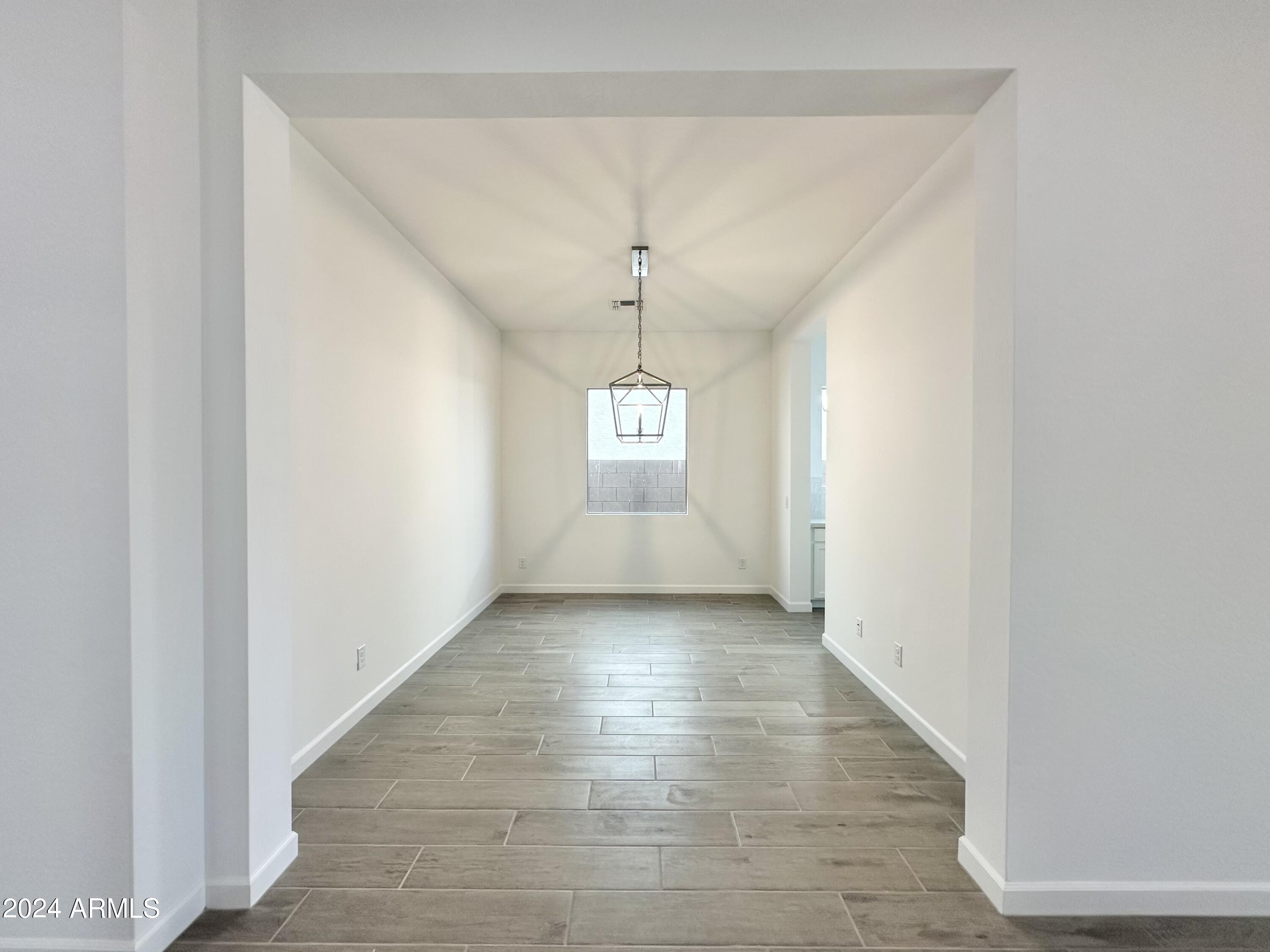 22681 E ROUNDUP Way