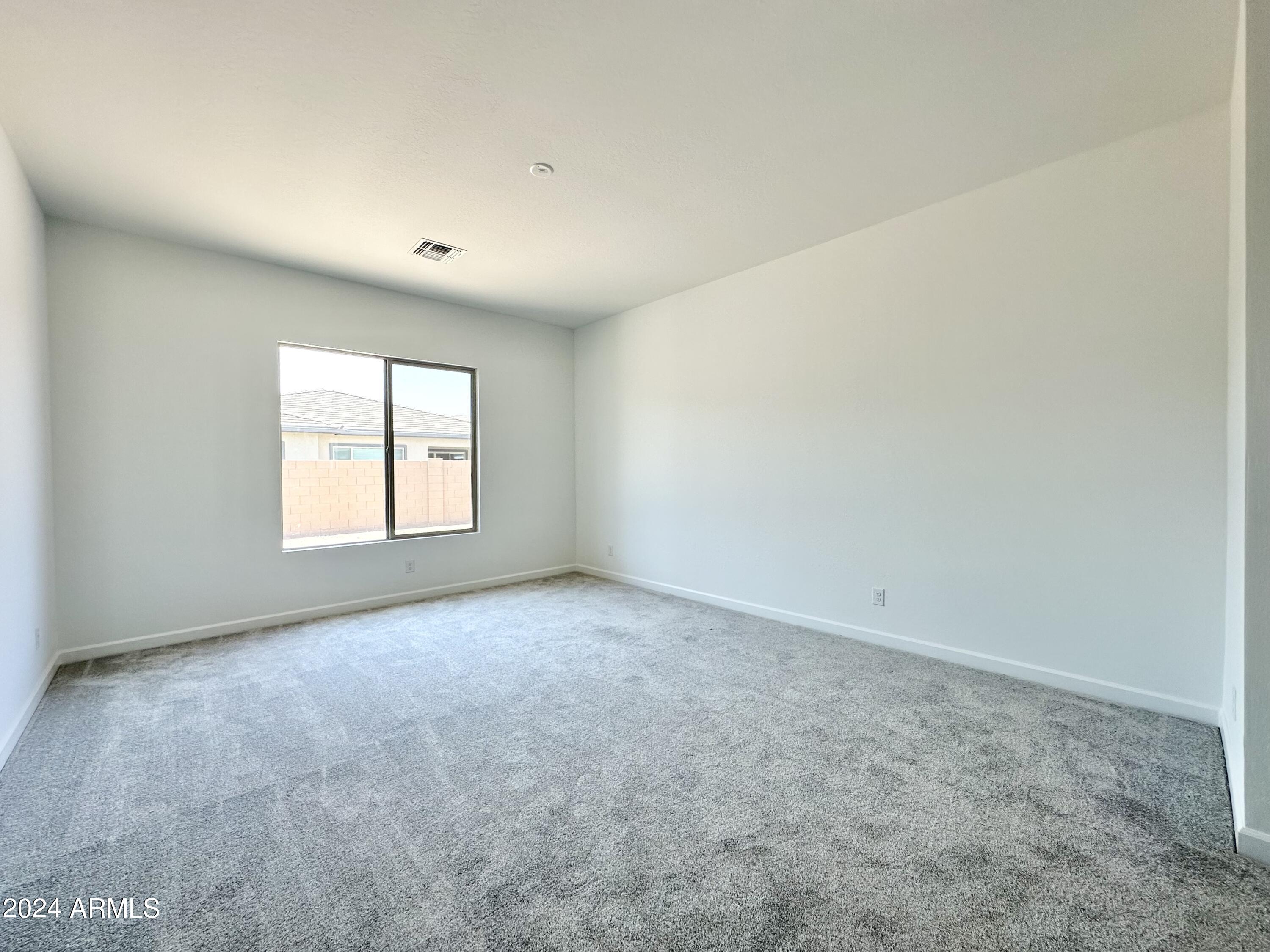 22681 E ROUNDUP Way