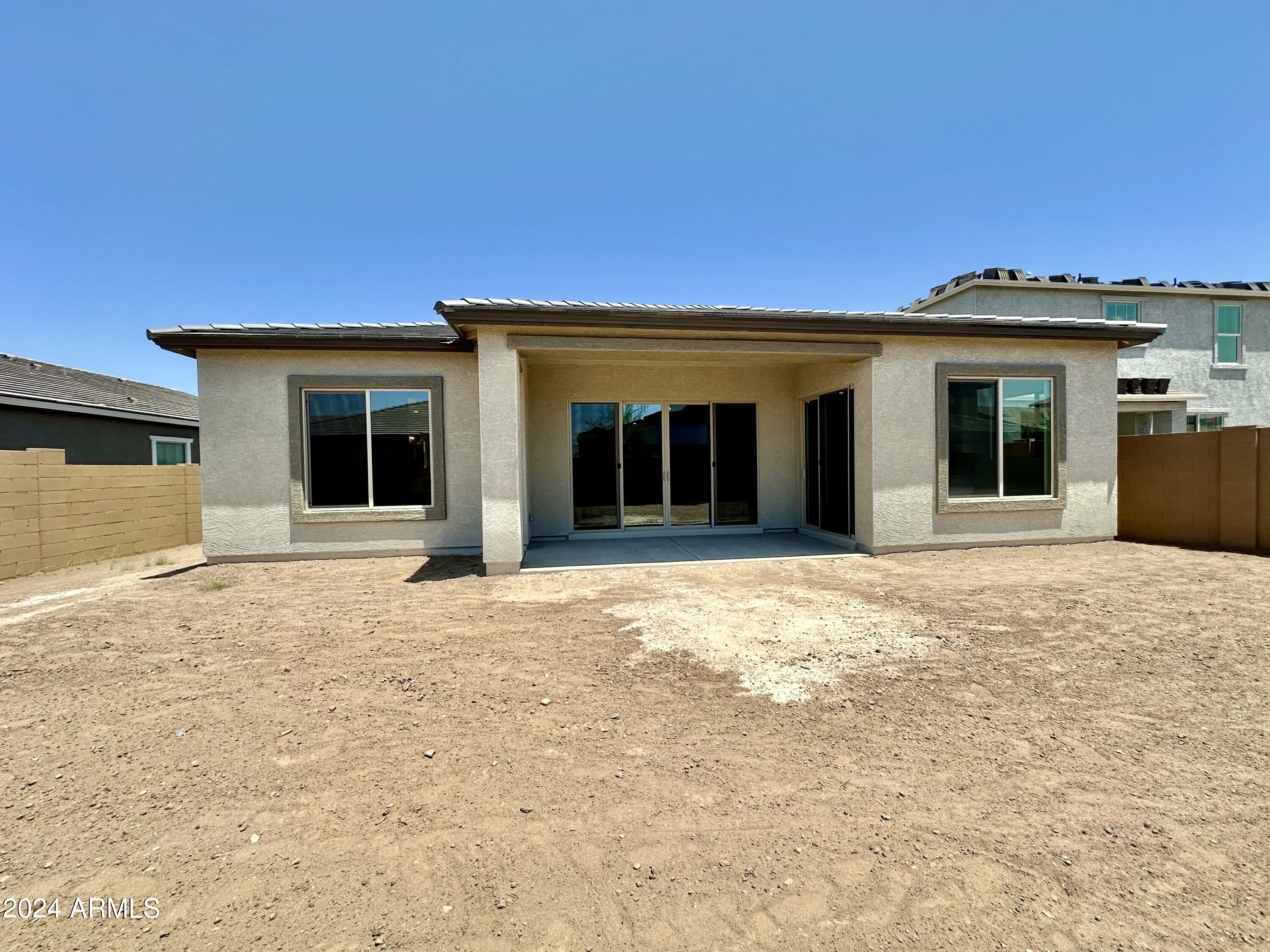 22681 E ROUNDUP Way