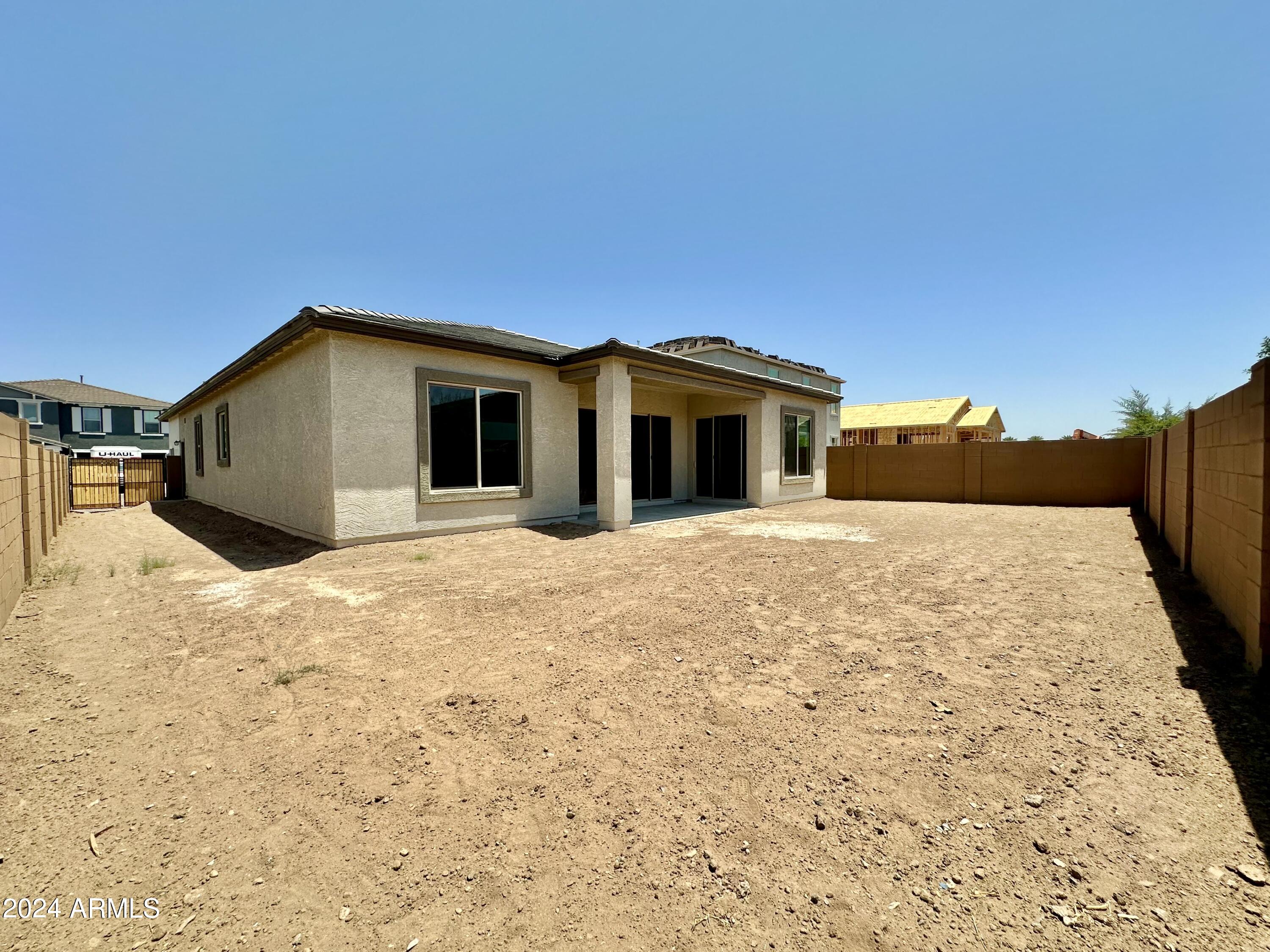22681 E ROUNDUP Way