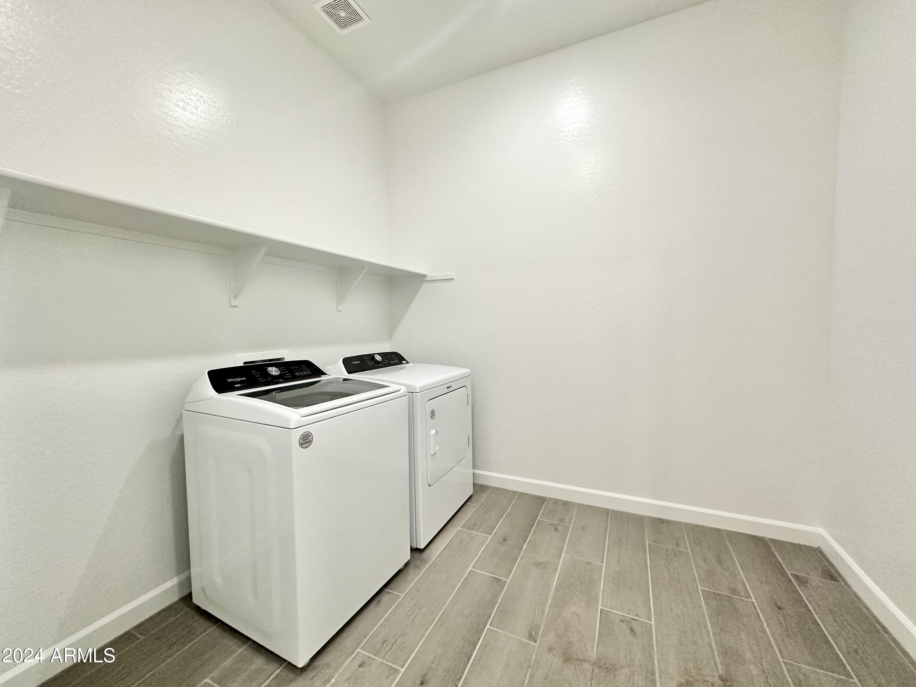 22681 E ROUNDUP Way