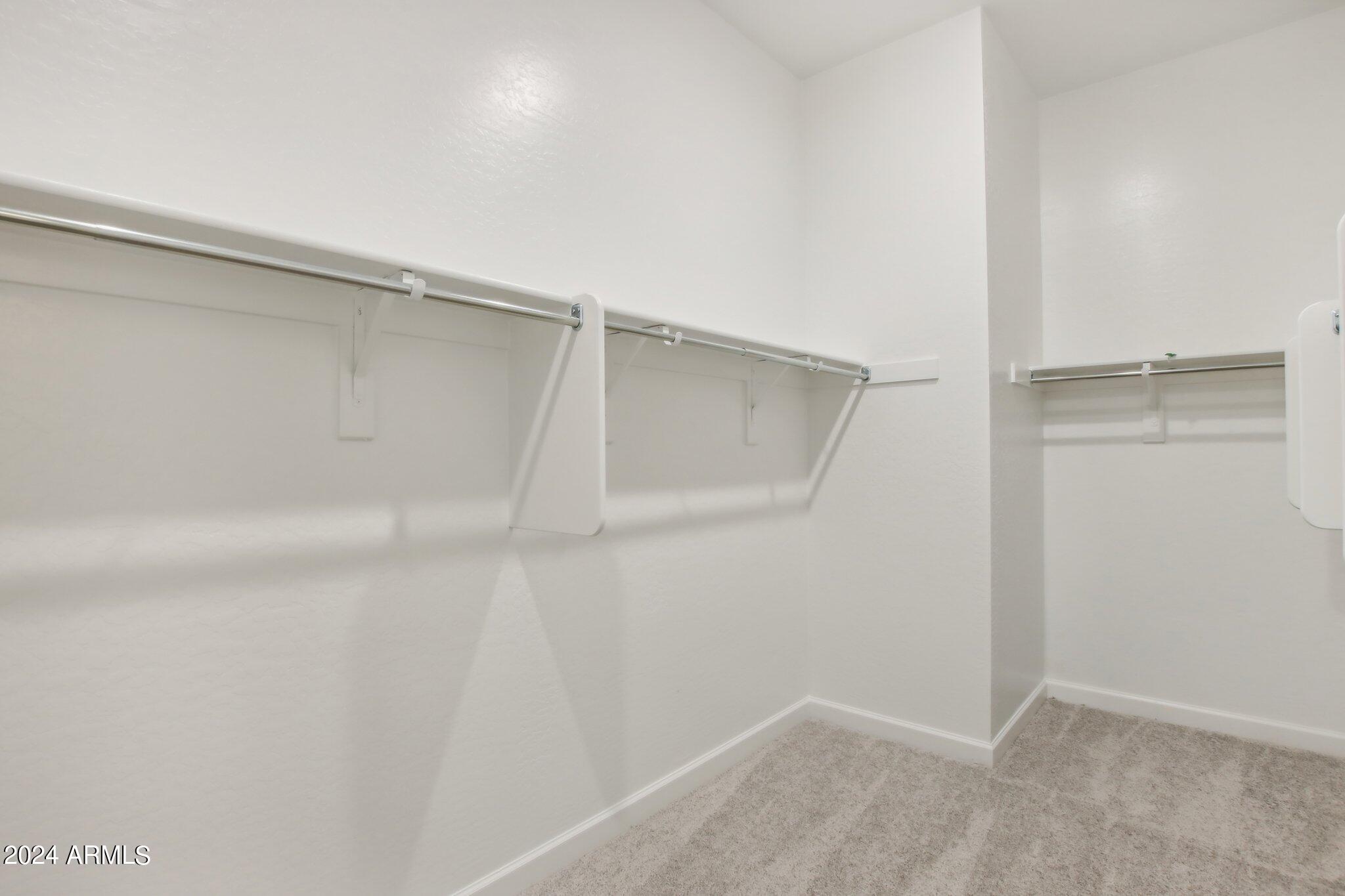 22682 E ROUNDUP Way