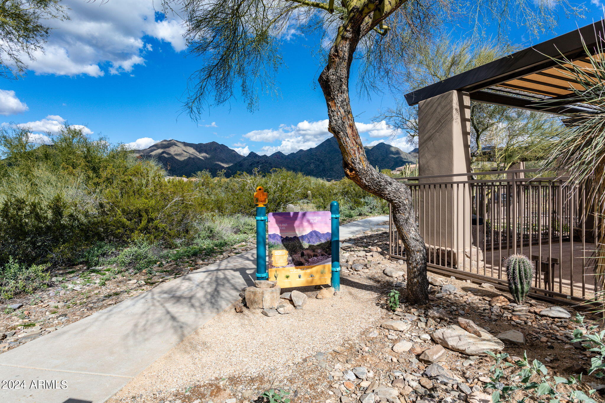 10402 E Saltillo Drive