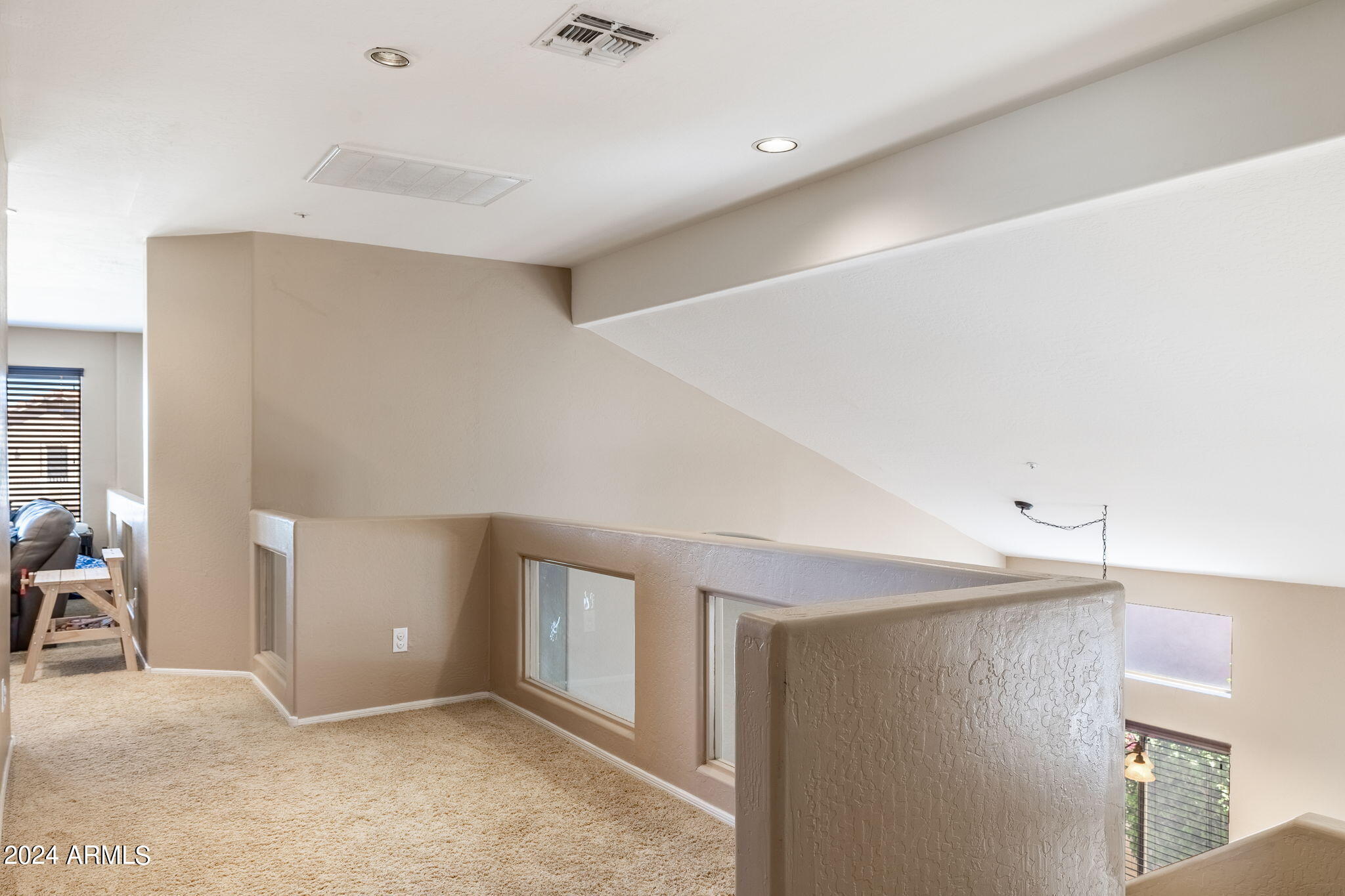 10402 E Saltillo Drive