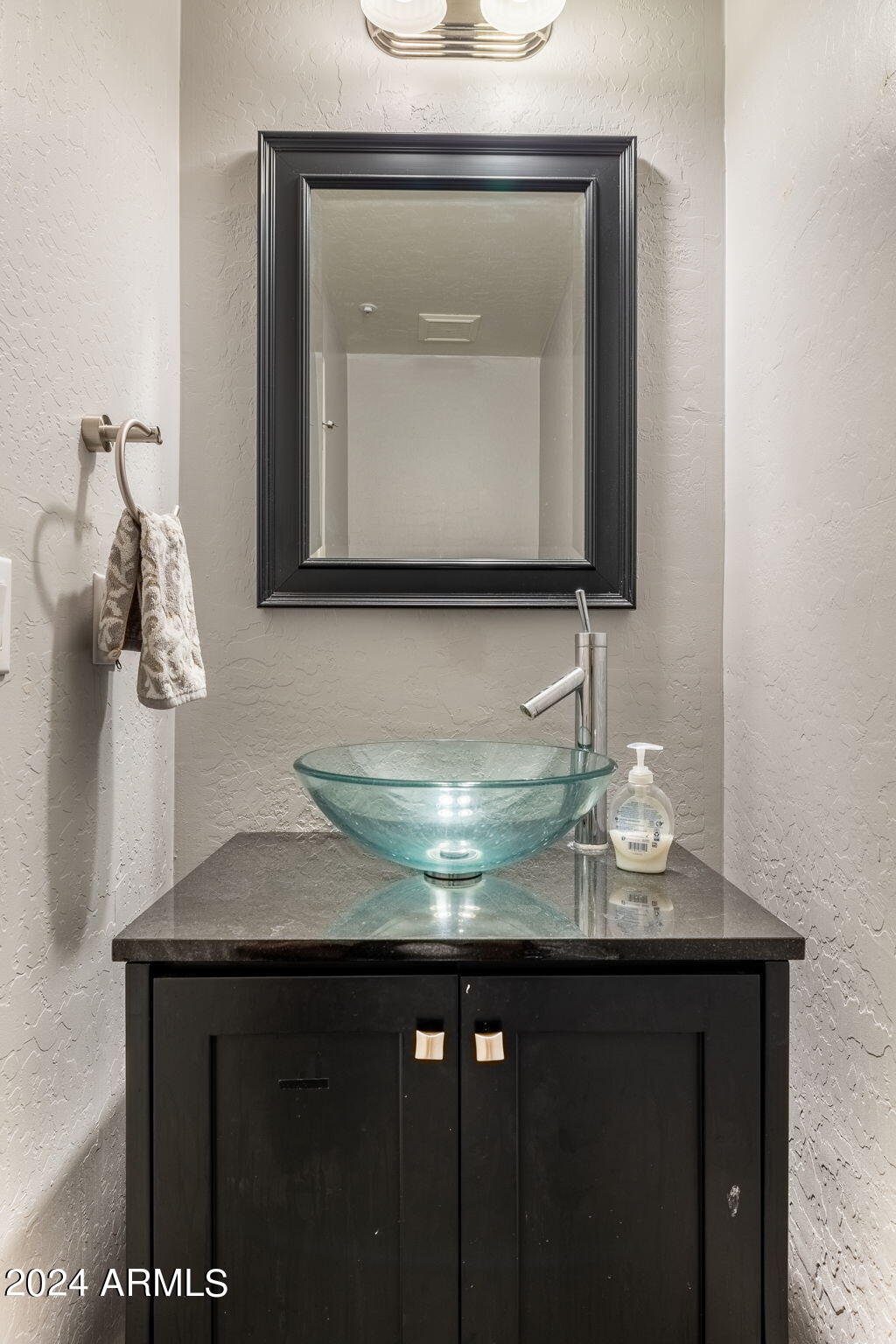 10402 E Saltillo Drive