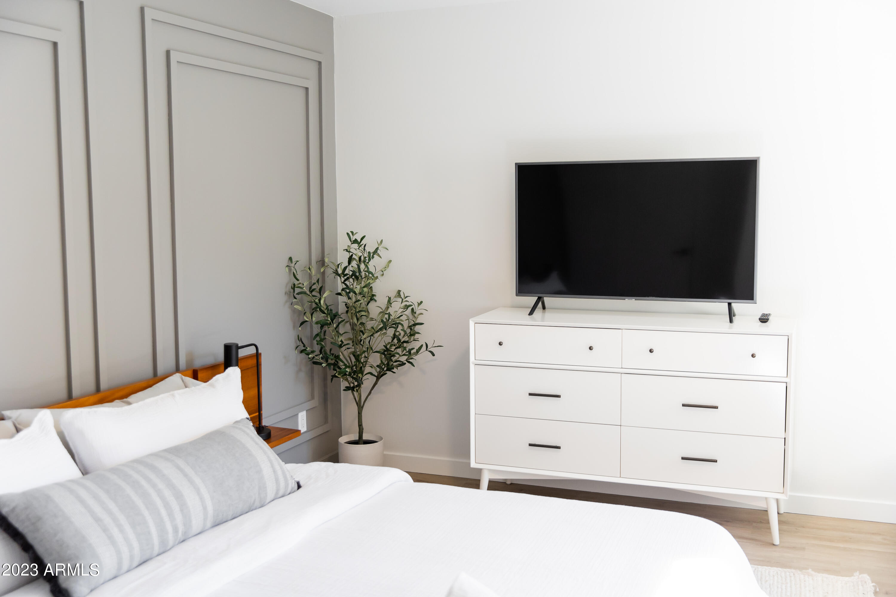 8244 E CHAPARRAL Road