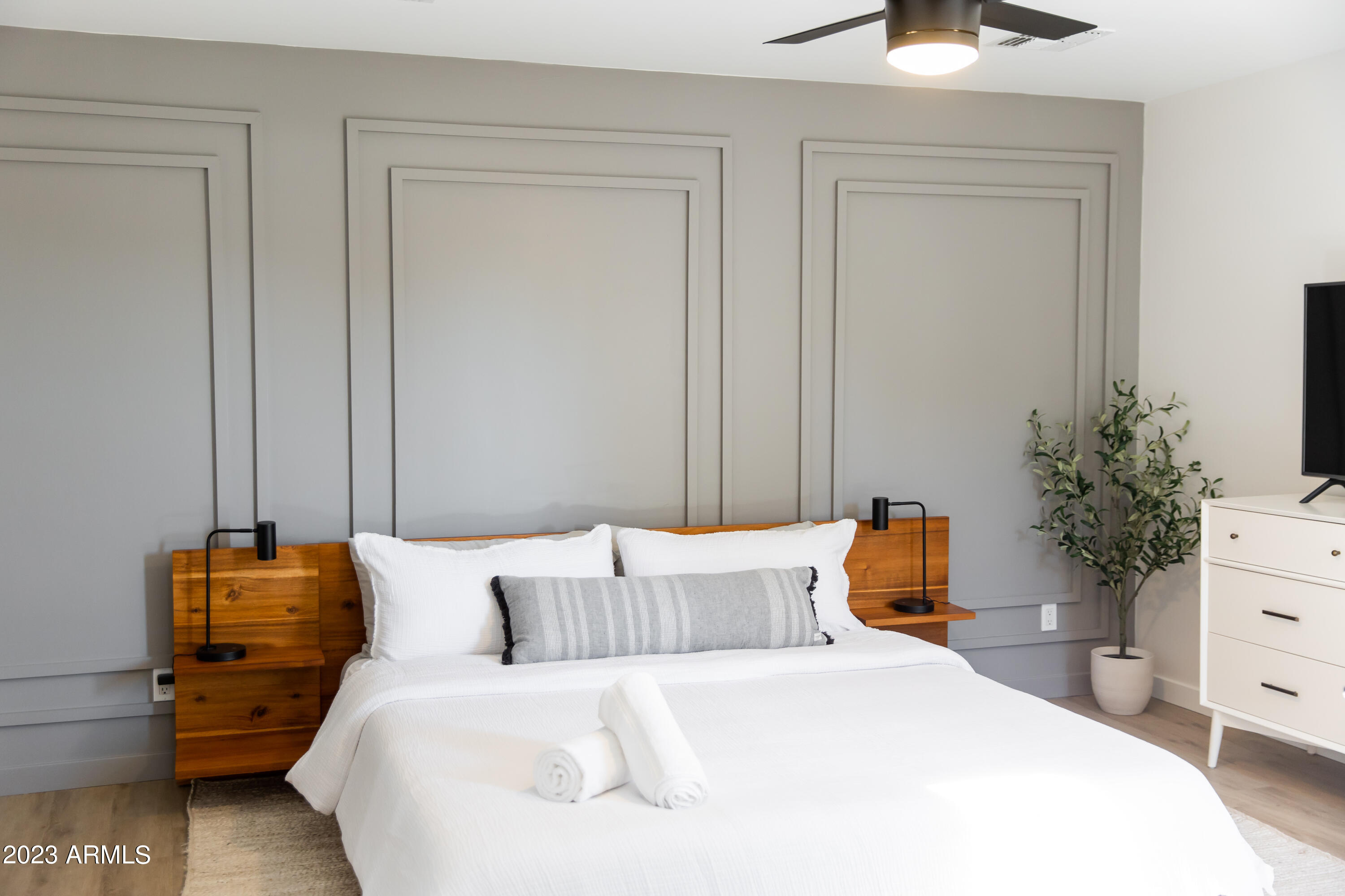 8244 E CHAPARRAL Road