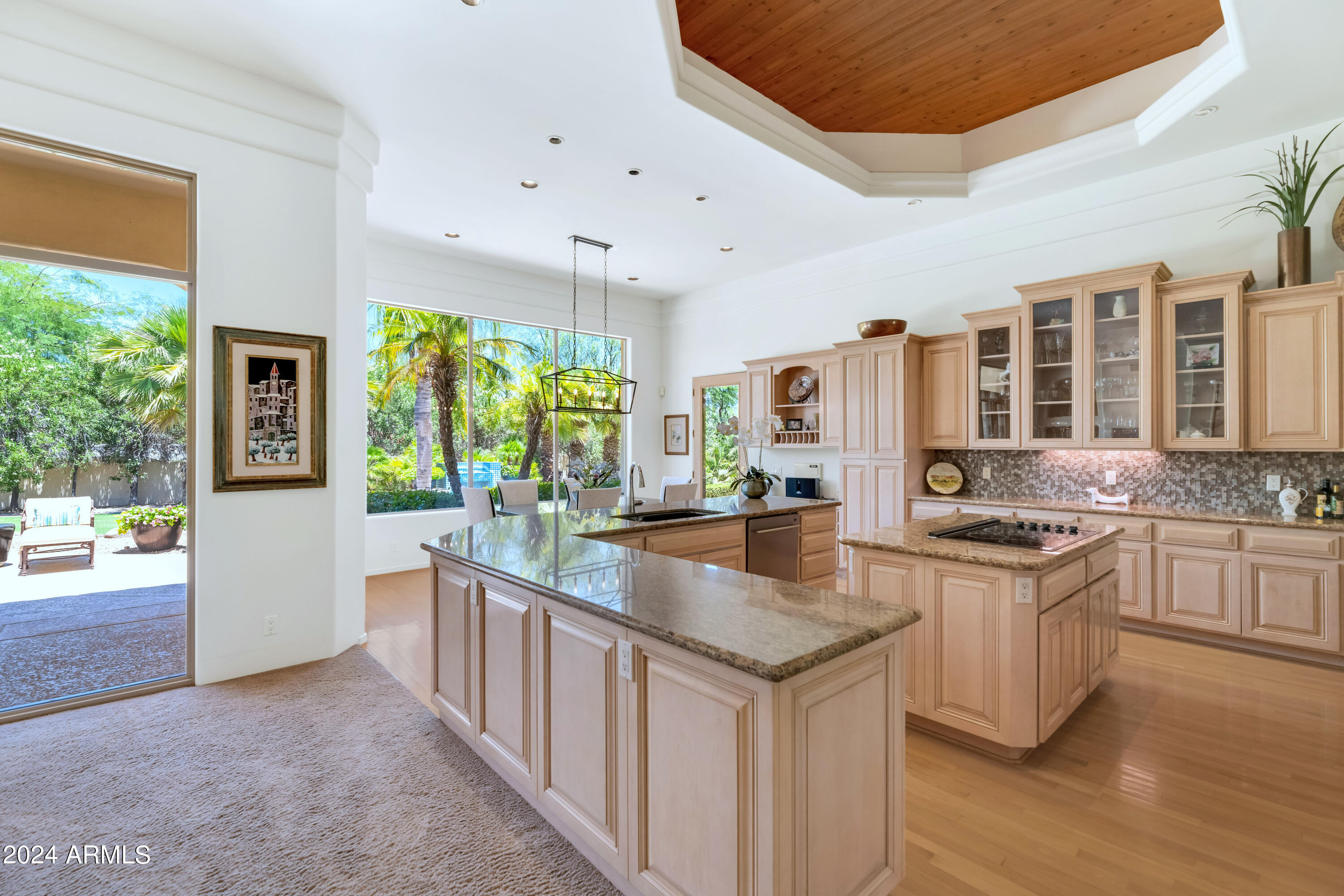 7010 E AVENIDA EL ALBA --