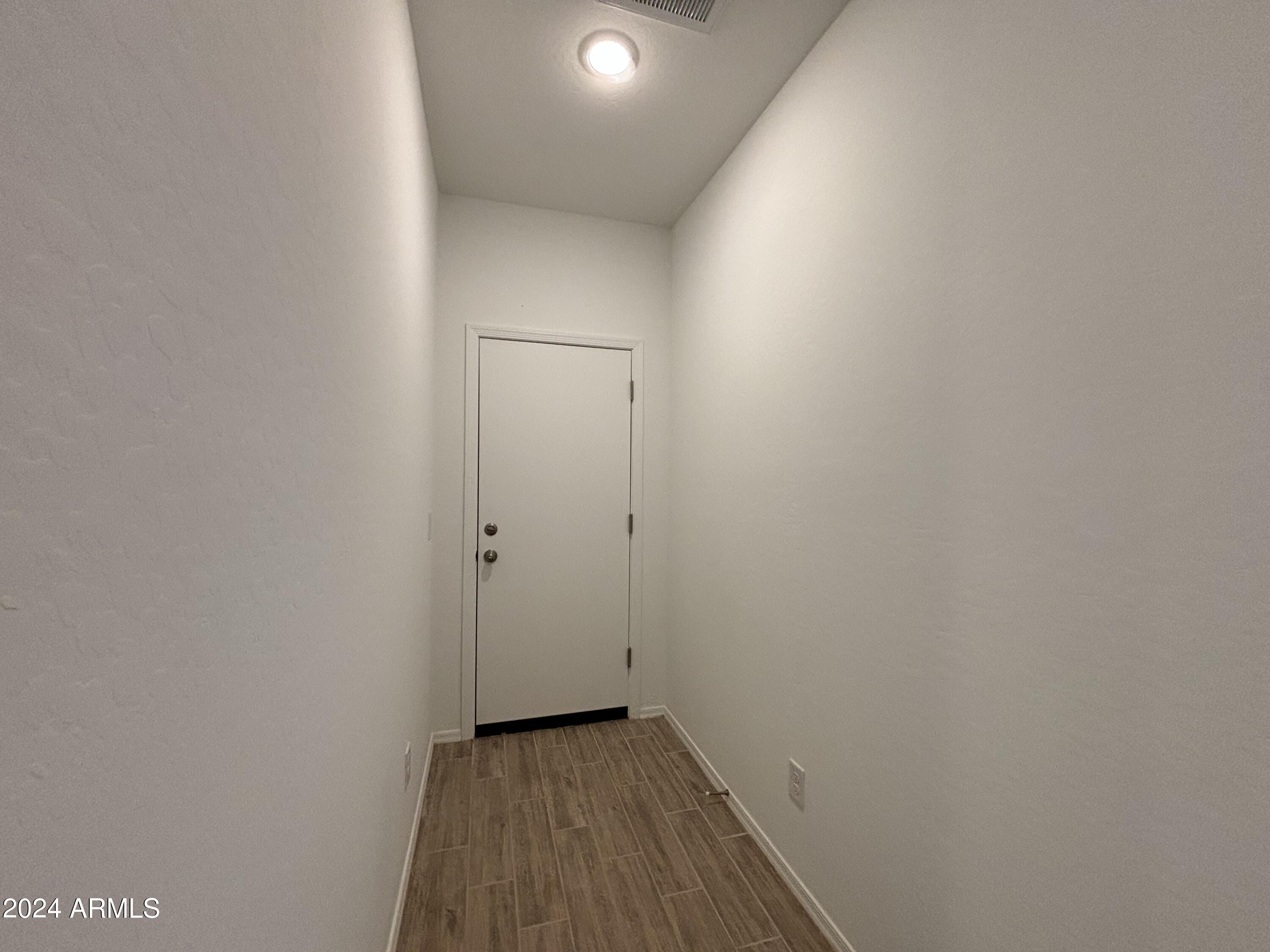 47529 W KENNER Drive