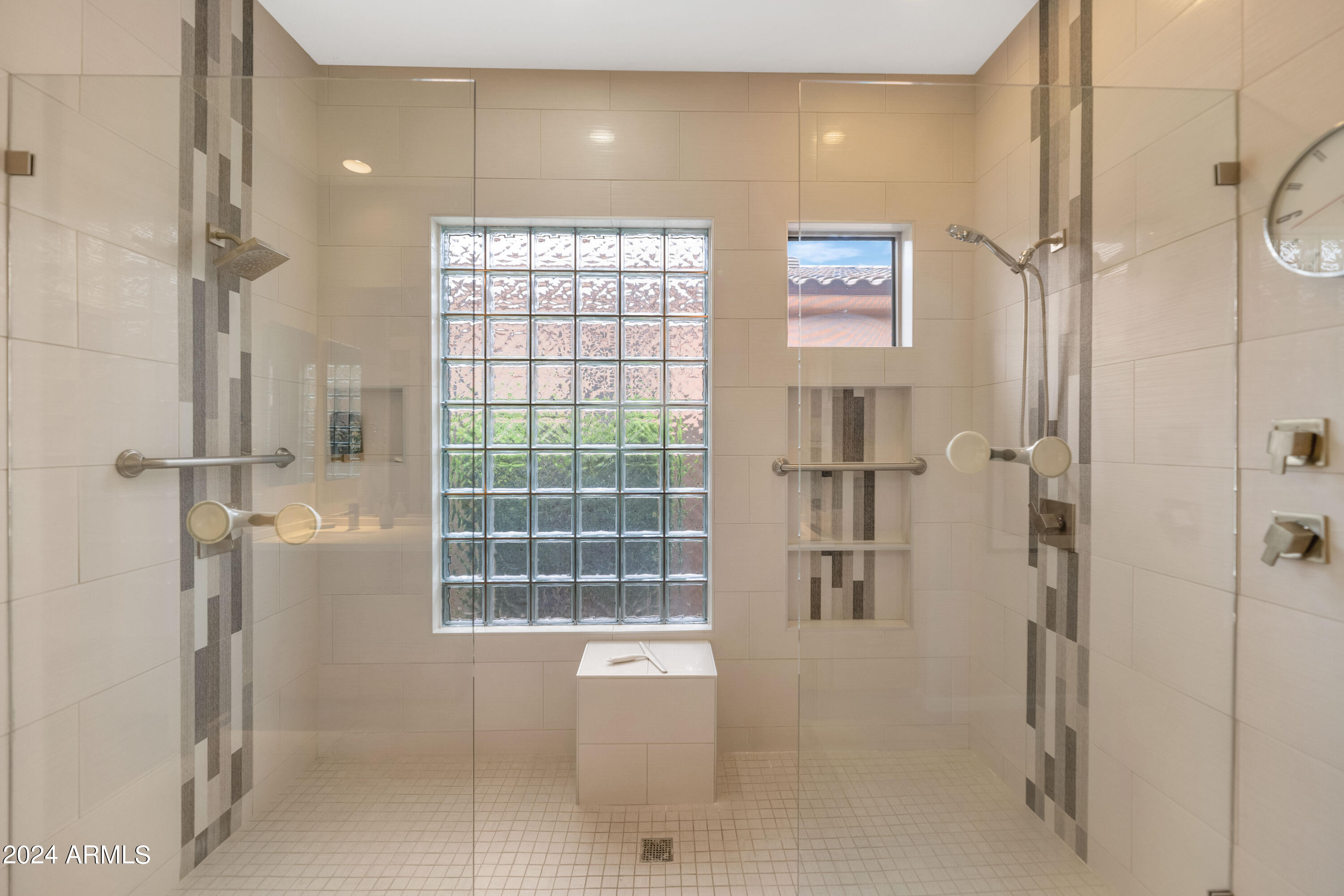 7980 E FEATHERSONG Lane