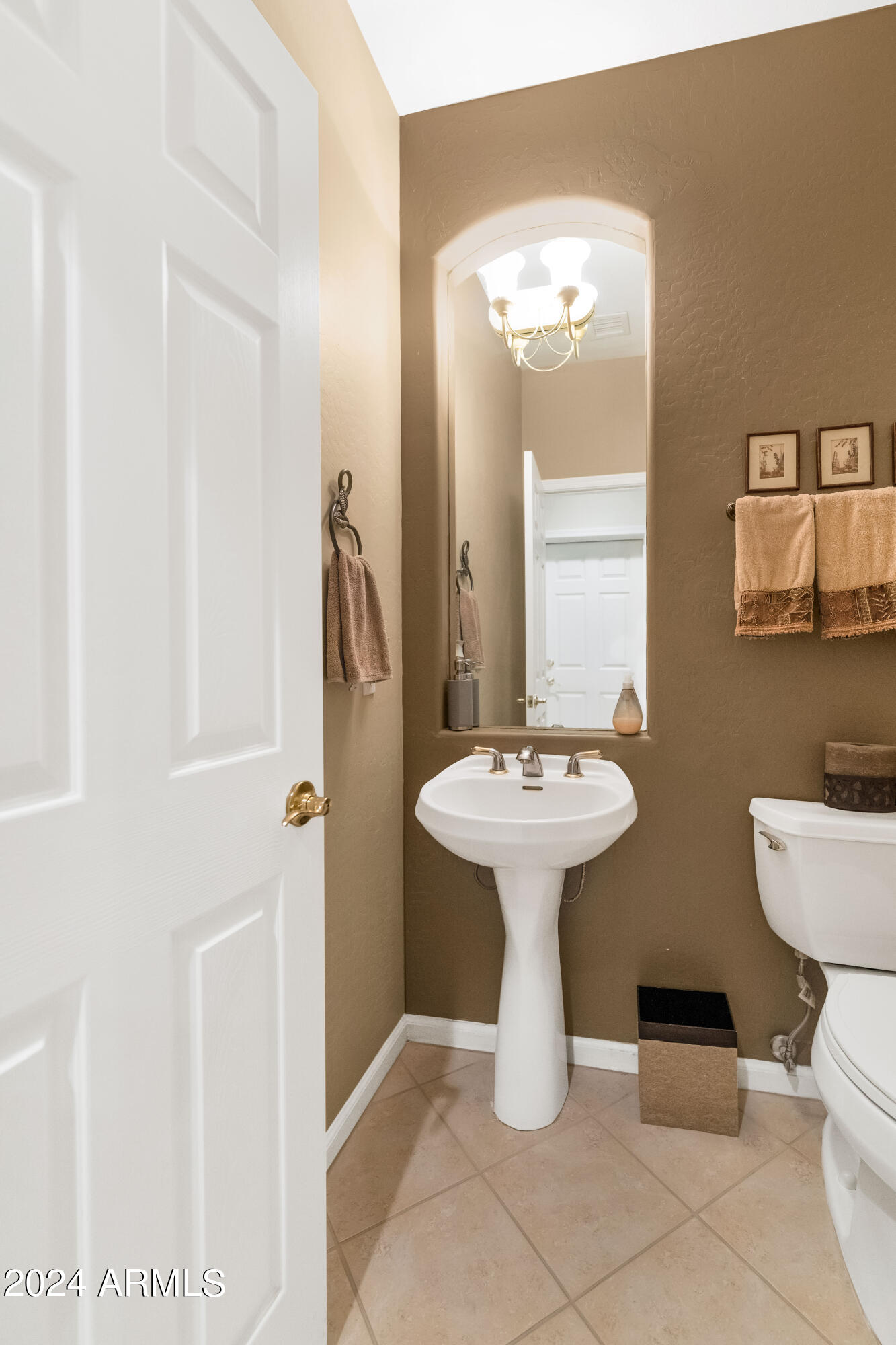 7980 E FEATHERSONG Lane