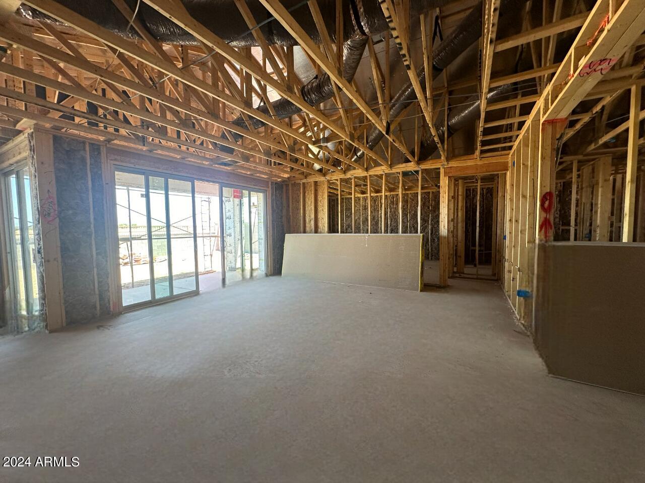 2592 E HOLLYWOOD IKE Avenue