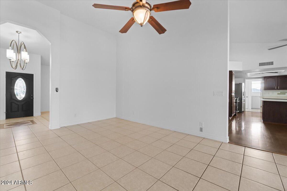 509 E MEADOWS Lane