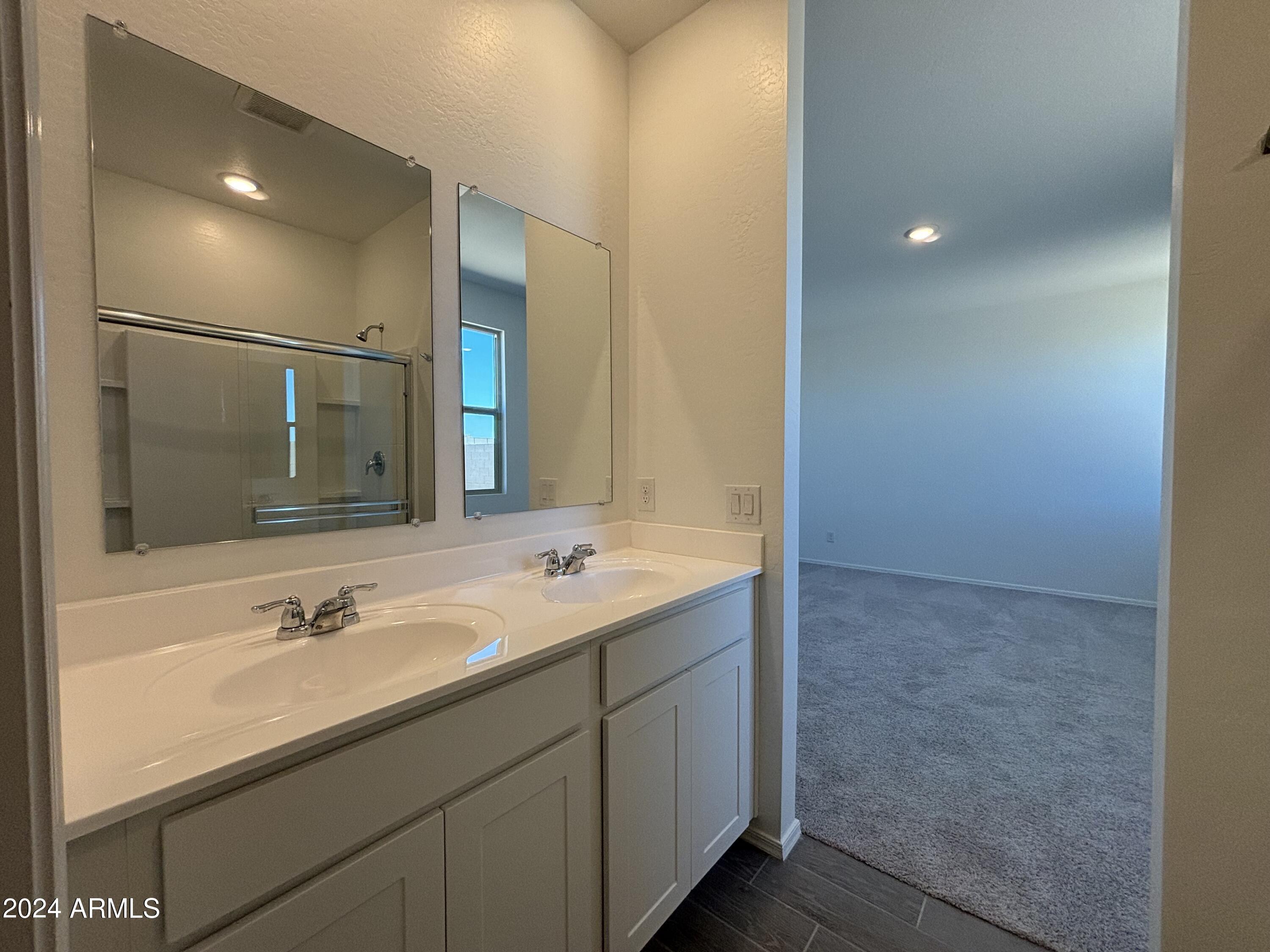 47804 W MOELLER Road