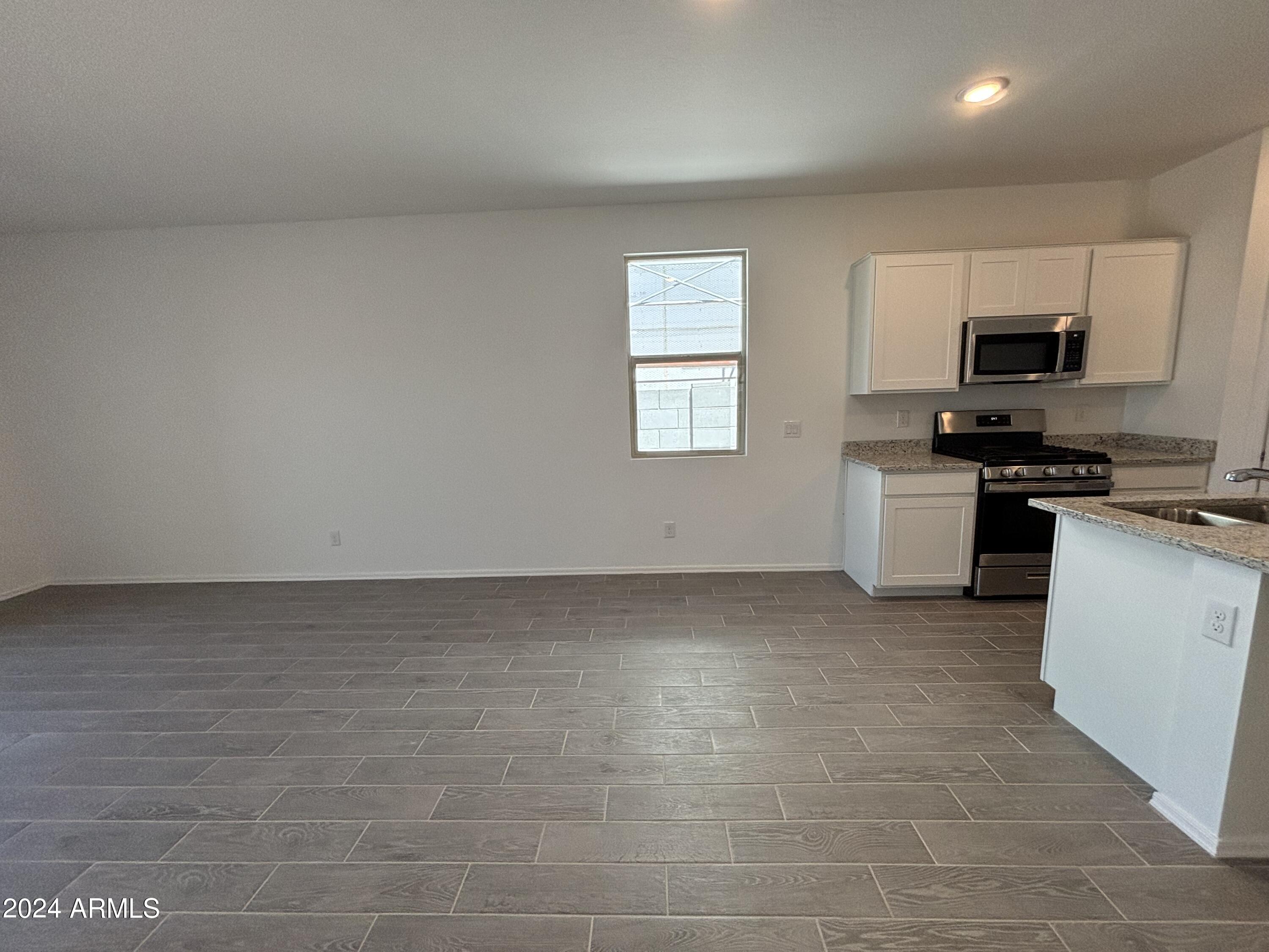 47804 W MOELLER Road