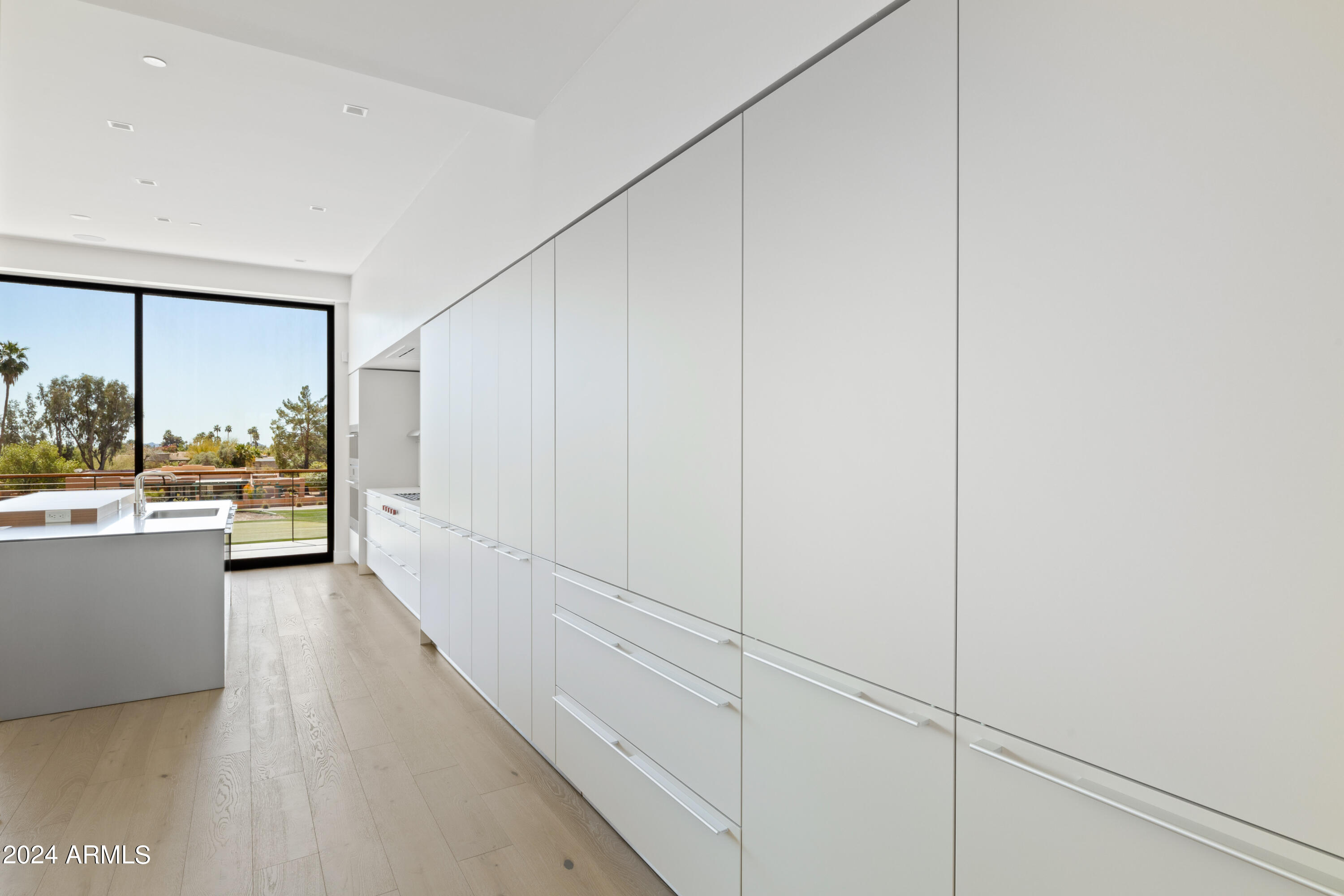 6331 E PHOENICIAN Boulevard # 2