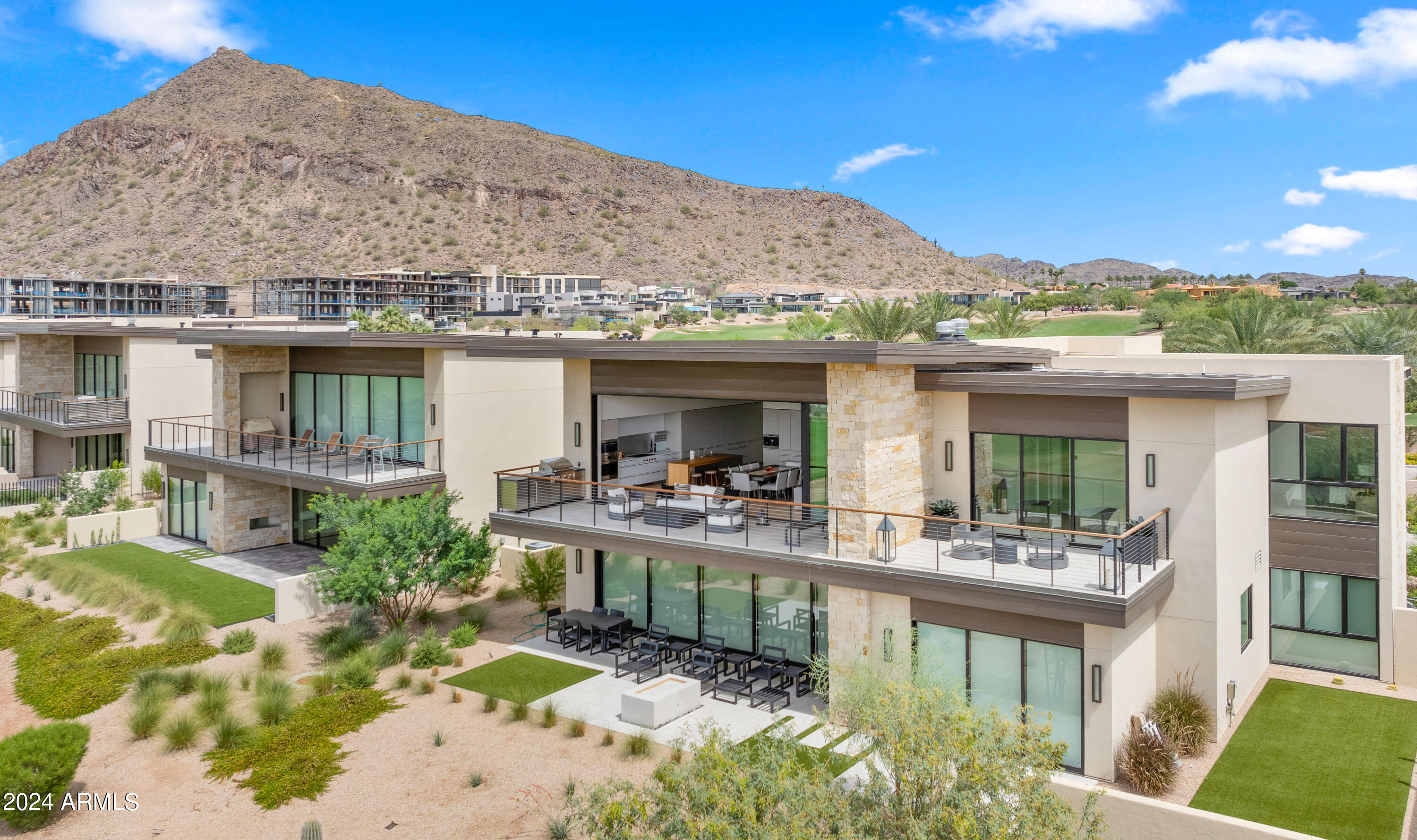 6331 E PHOENICIAN Boulevard # 2