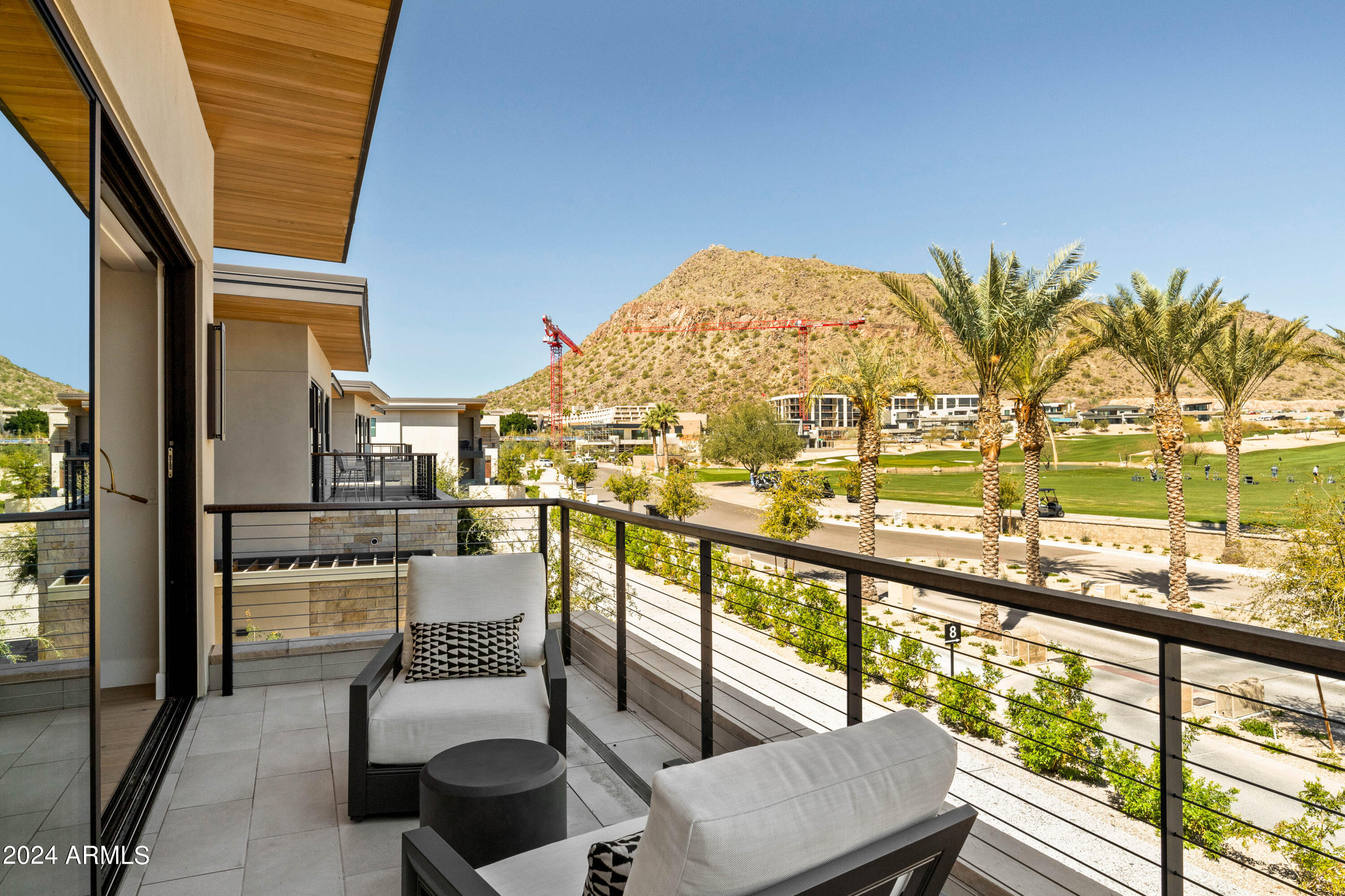 6331 E PHOENICIAN Boulevard # 2