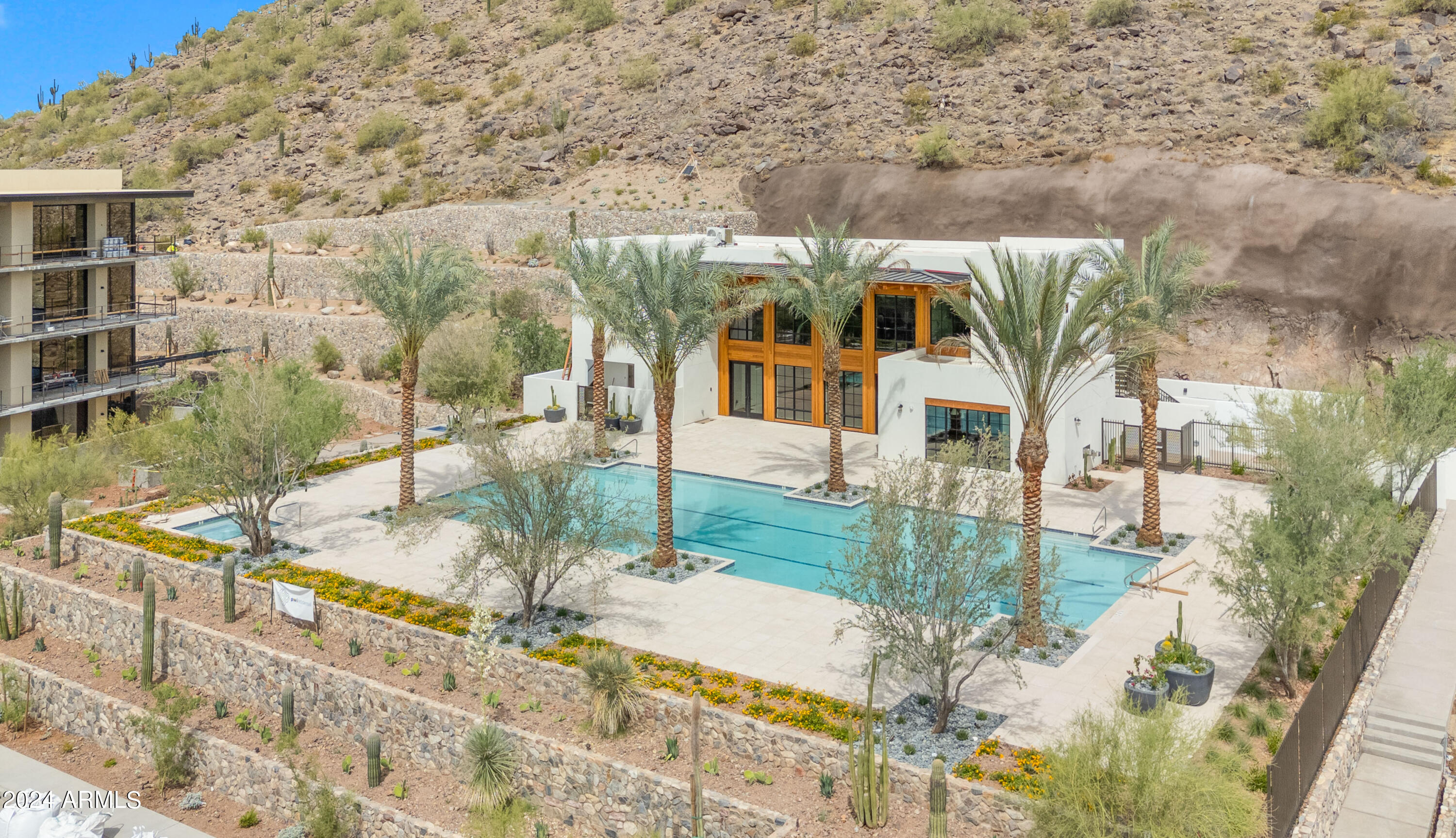 6331 E PHOENICIAN Boulevard # 2