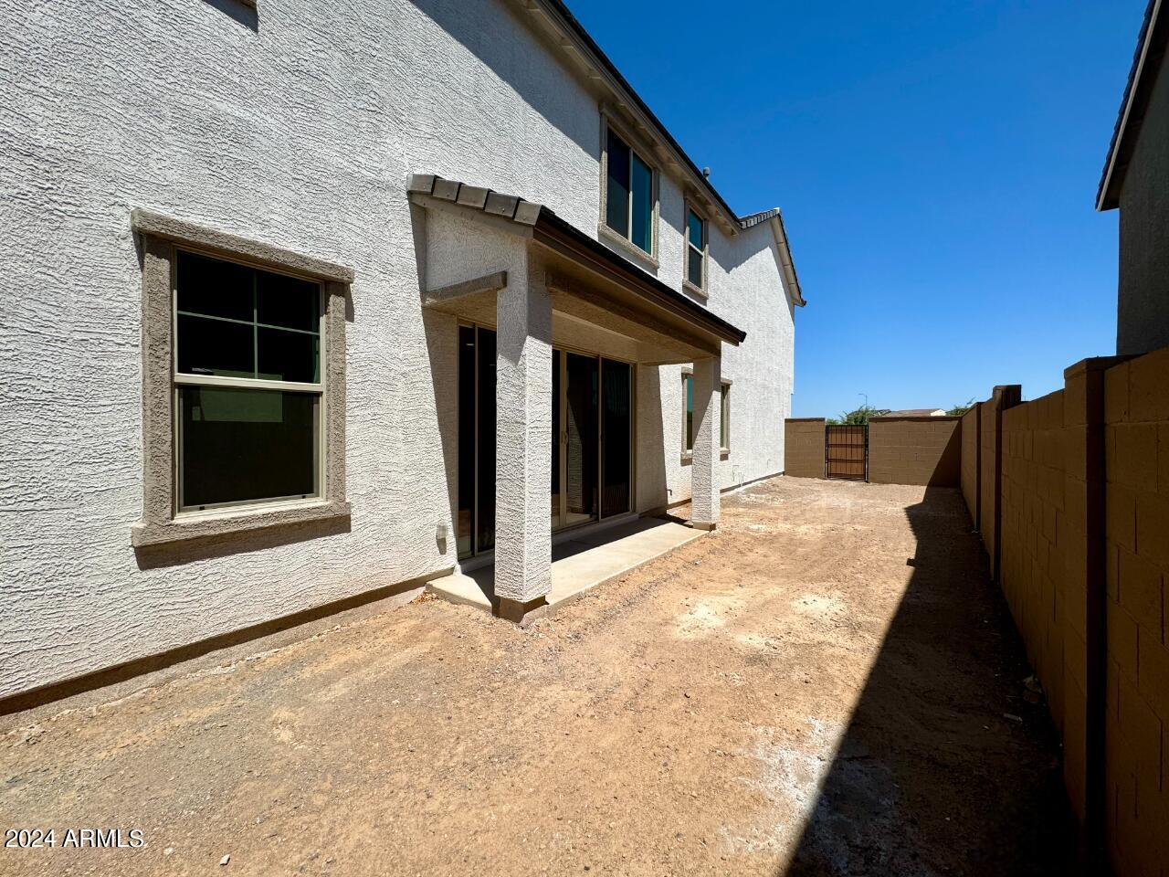 2214 W PASO Trail