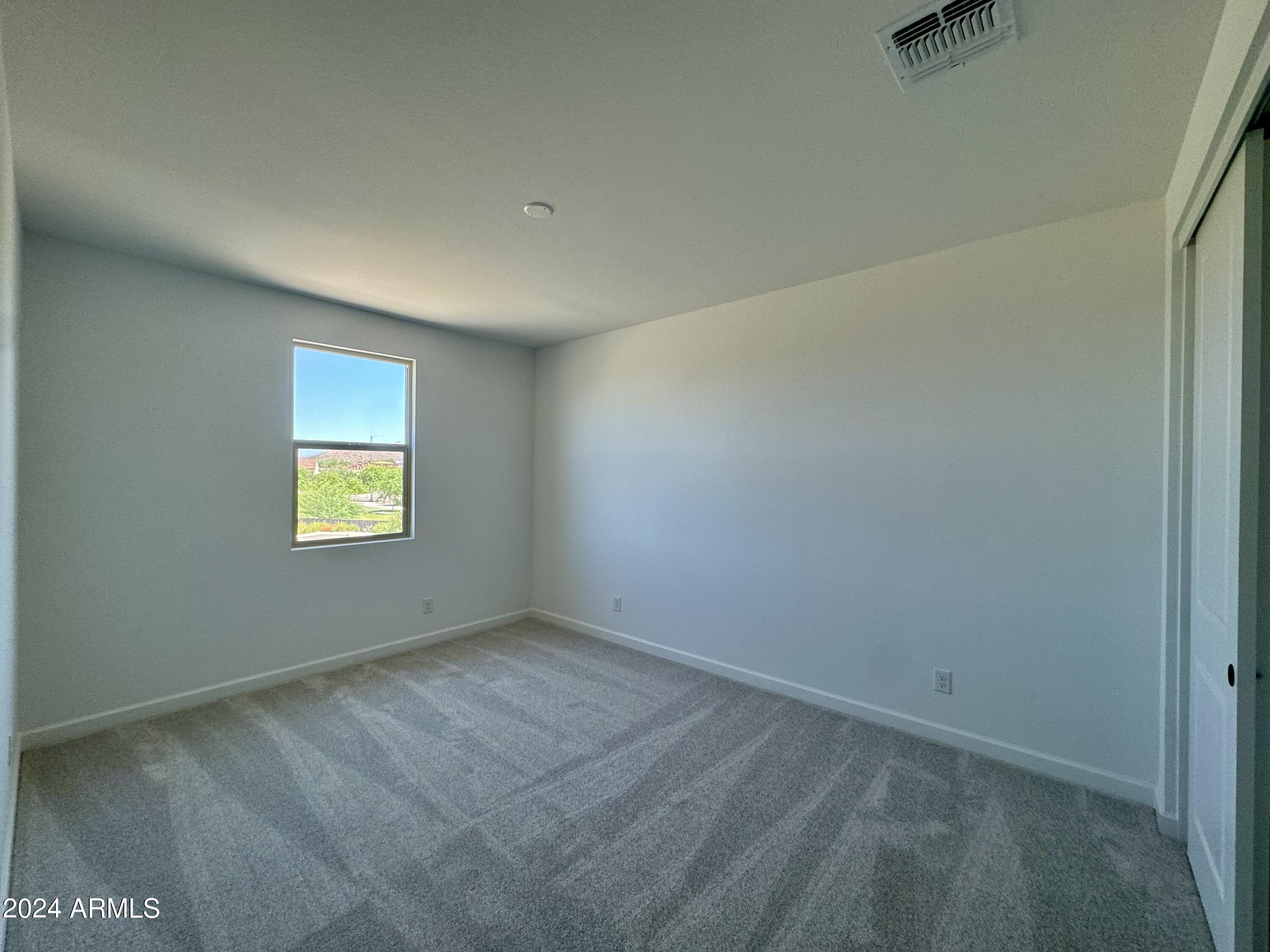 2214 W PASO Trail