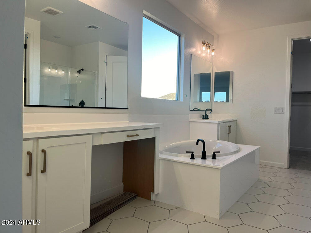 7659 W TETHER Trail