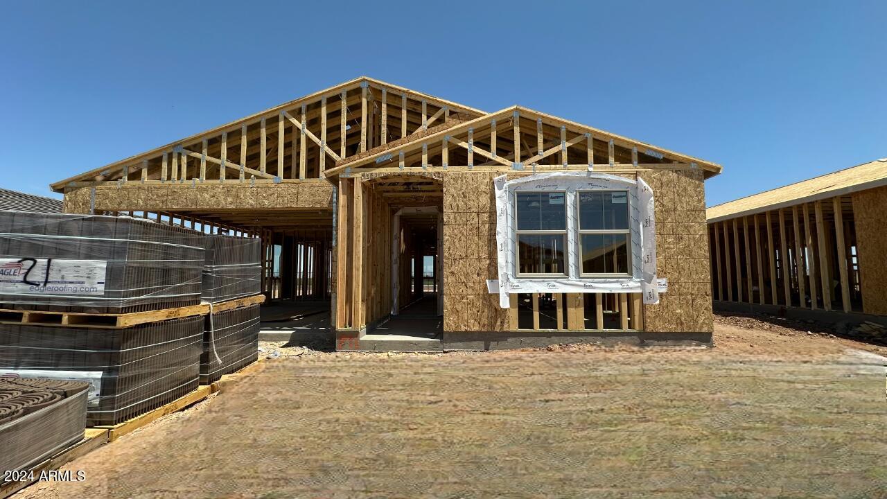 4158 E BRADFORD Avenue