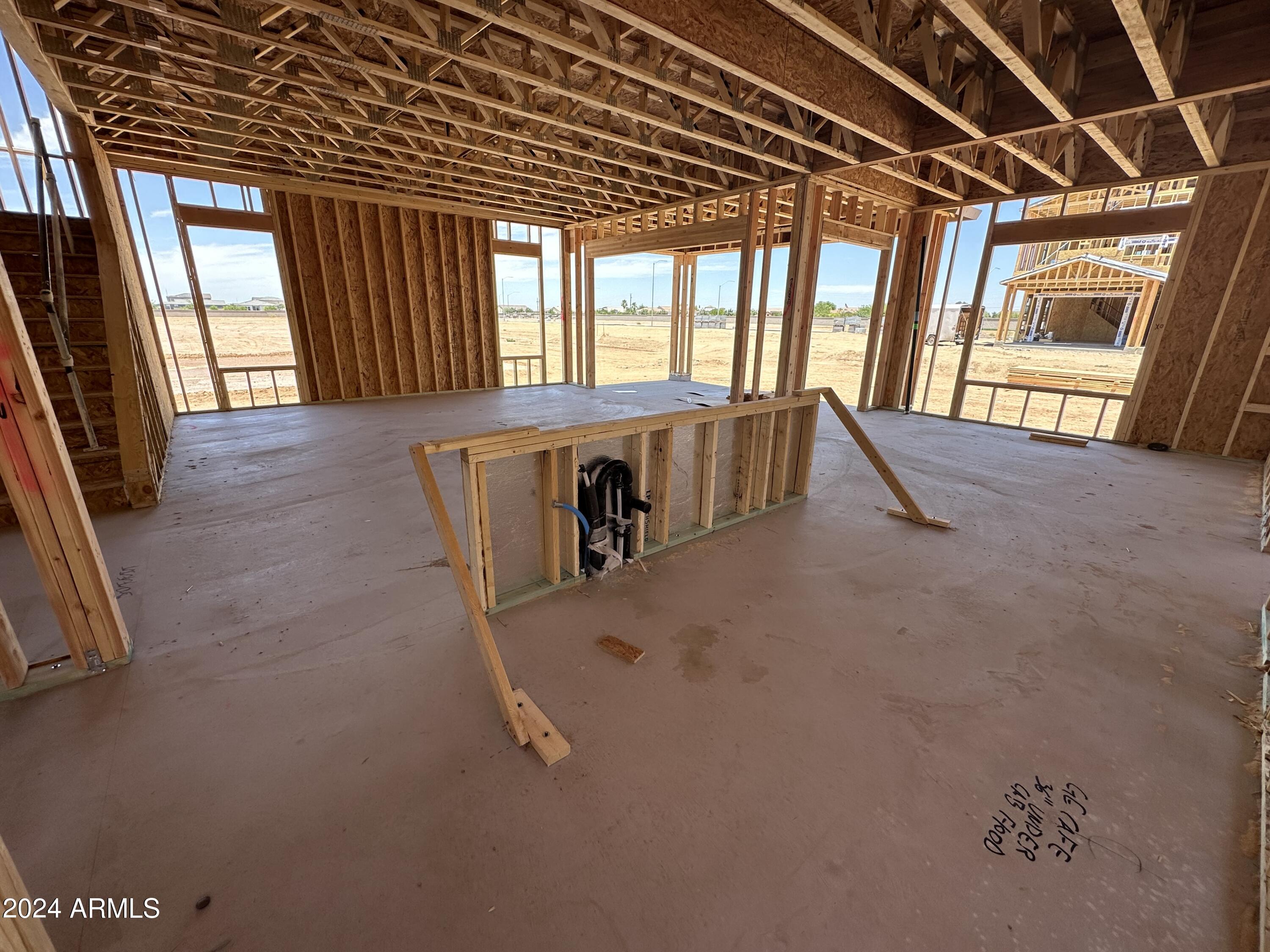 11504 E UTOPIA Avenue