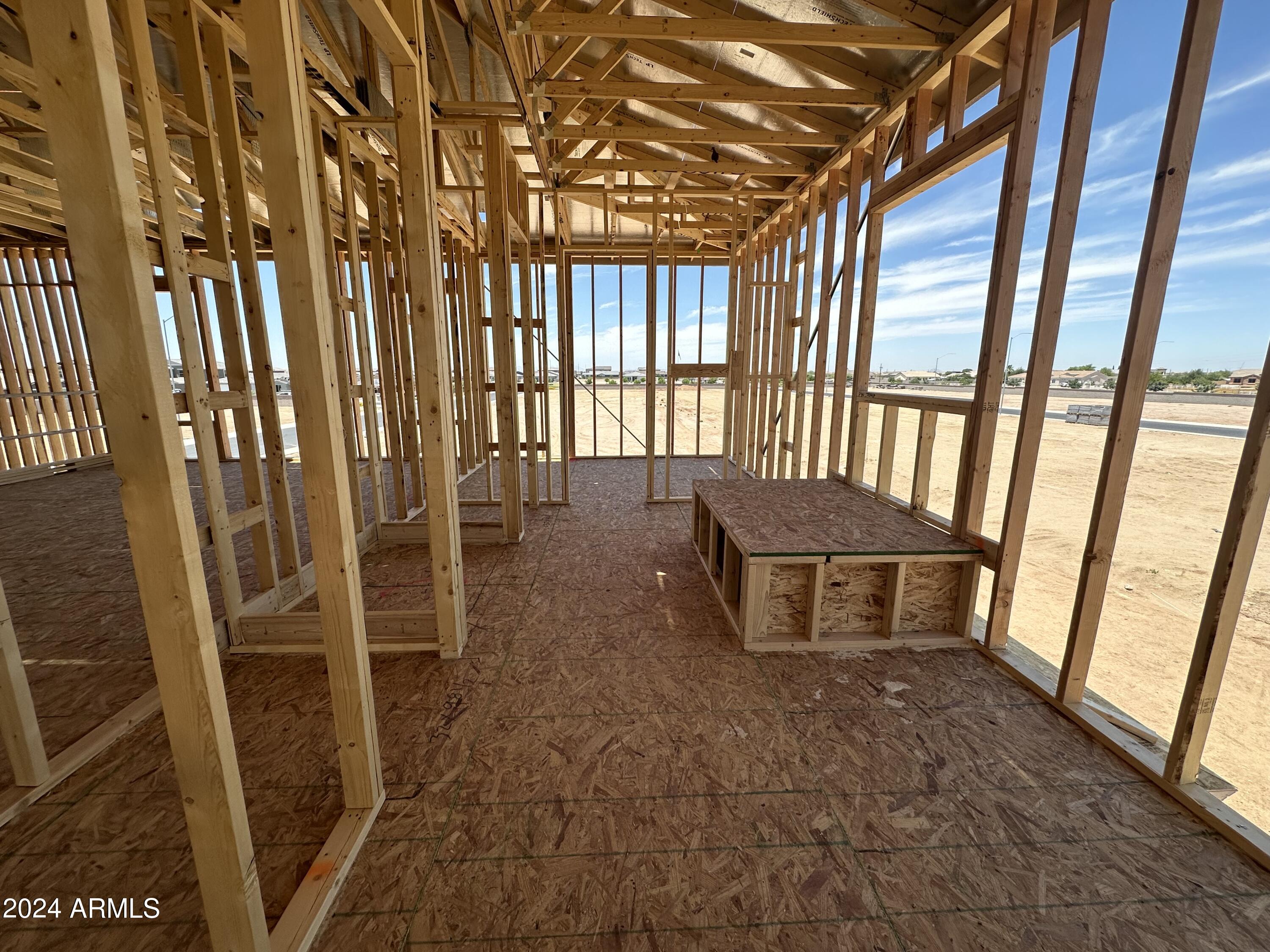 11504 E UTOPIA Avenue