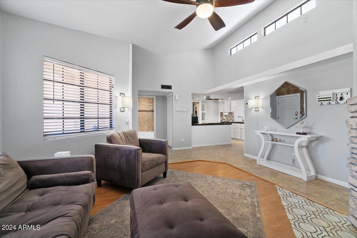 2020 W UNION HILLS Drive # 259