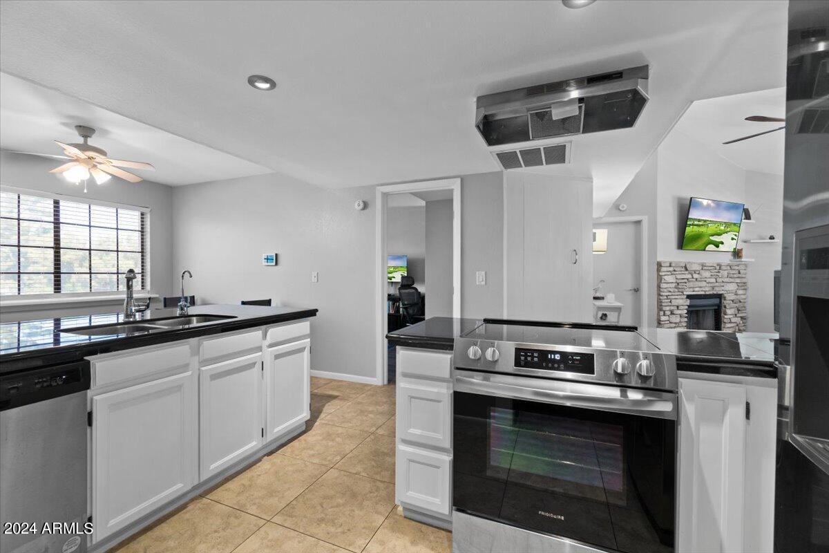 2020 W UNION HILLS Drive # 259