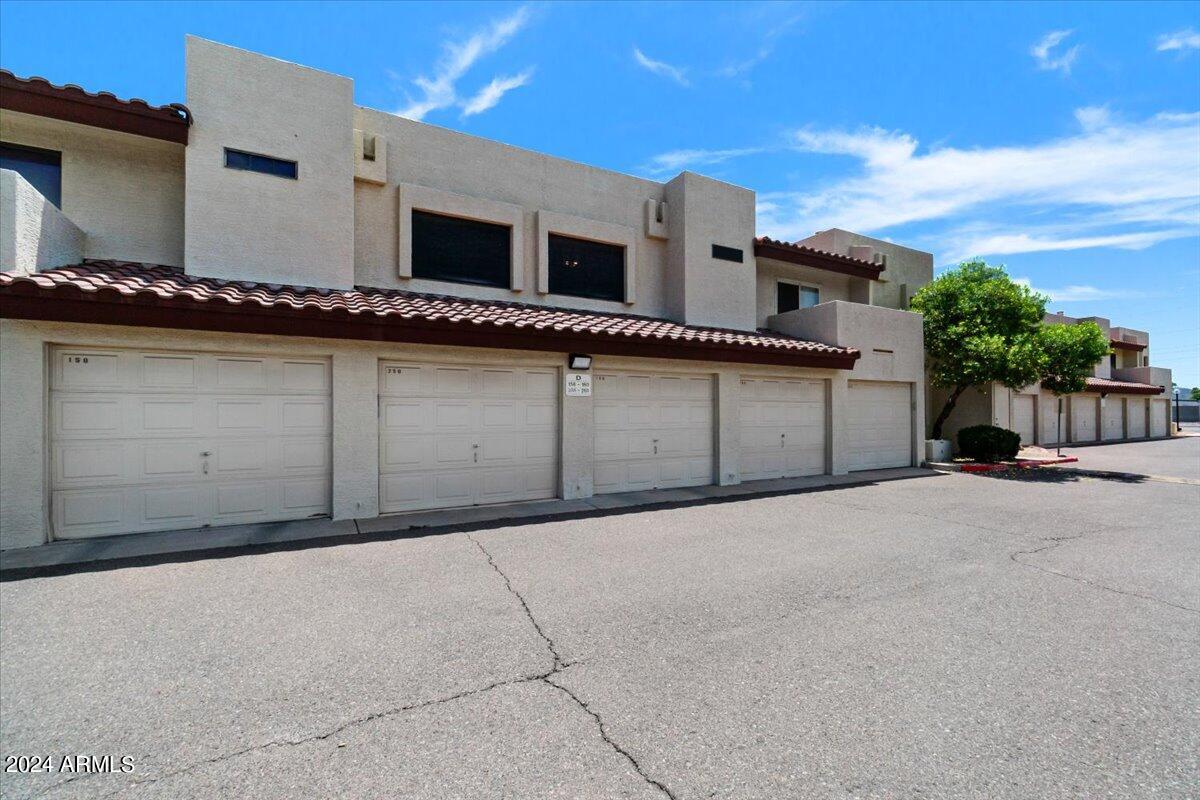 2020 W UNION HILLS Drive # 259